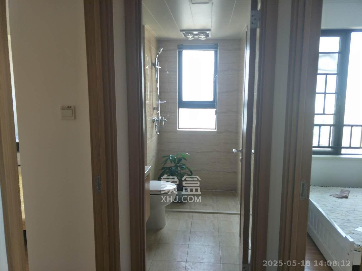 万科魅力之城  3室2厅2卫    2200.0元/月 万科魅力之城  3室2厅2卫    2200.0元/月室内图1