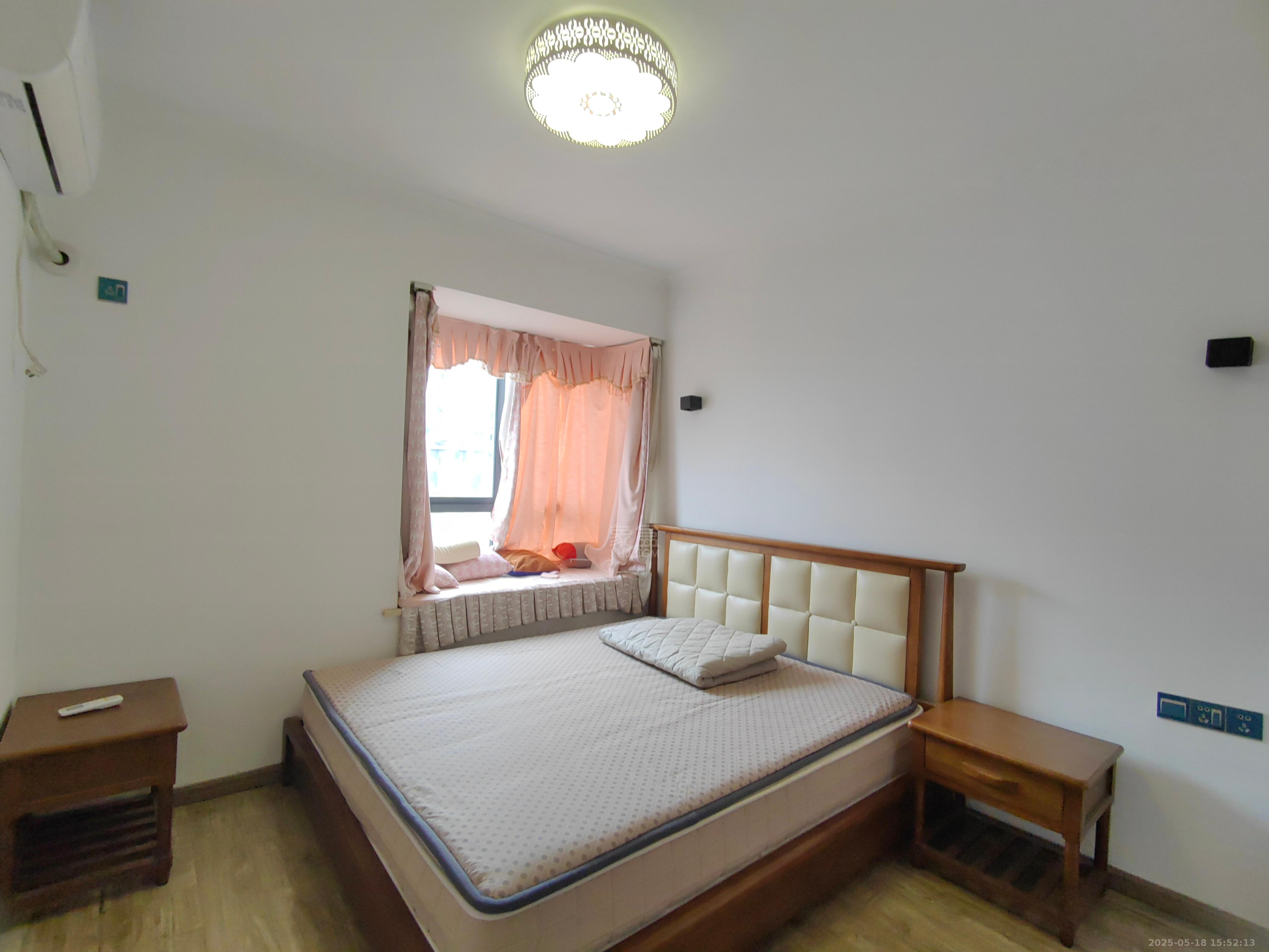 时代新城(翰林府) 3室2厅1卫 1400.0元/月 时代新城(翰林府) 3室2厅1卫 1400.0元/月室内图