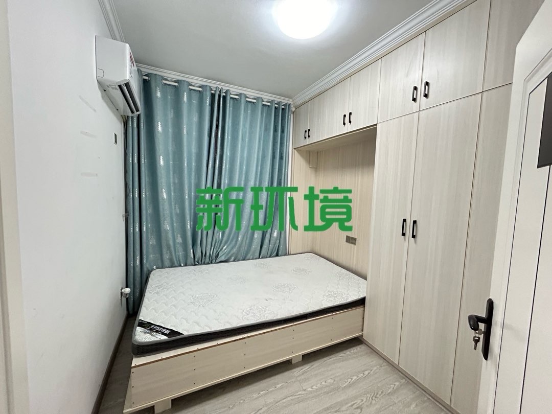 南门口安置小区  4室2厅2卫   2000.00元/月室内图