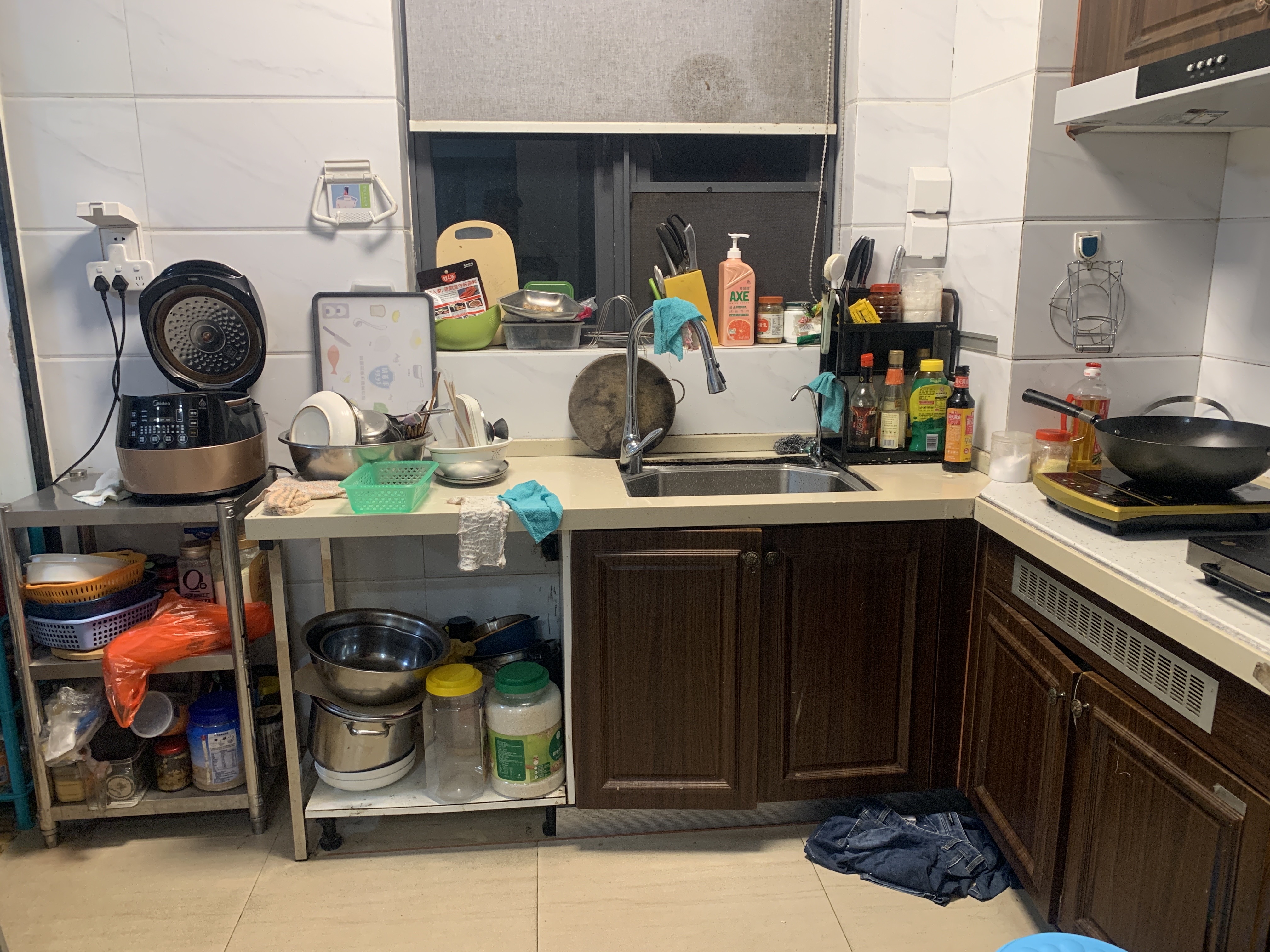 碧桂园一、二期(中央首府) 1室1厅1卫 98.0万 碧桂园一、二期(中央首府) 1室1厅1卫 98.0万客厅