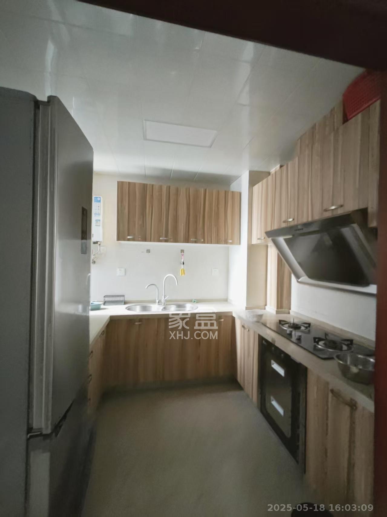 金地三千府(金地湖山樾、金地自在城) 3室1厅1卫 1500.0元/月 金地三千府(金地湖山樾、金地自在城) 3室1厅1卫 1500.0元/月室内图