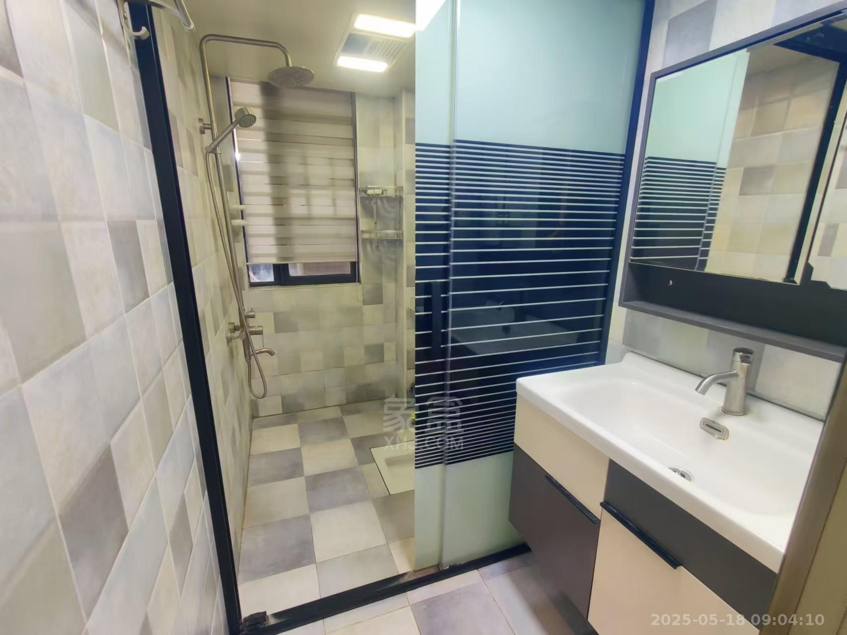 春藤小镇 3室2厅1卫 2200.0元/月 春藤小镇 3室2厅1卫 2200.0元/月室内图