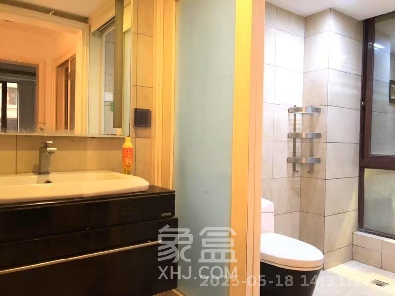 欧莱雅郡  3室2厅1卫    2000.0元/月室内图