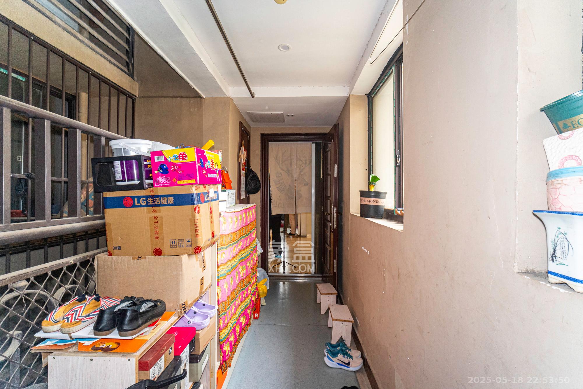 金科时代中心 3室2厅2卫 75.8万 金科时代中心 3室2厅2卫 75.8万其他