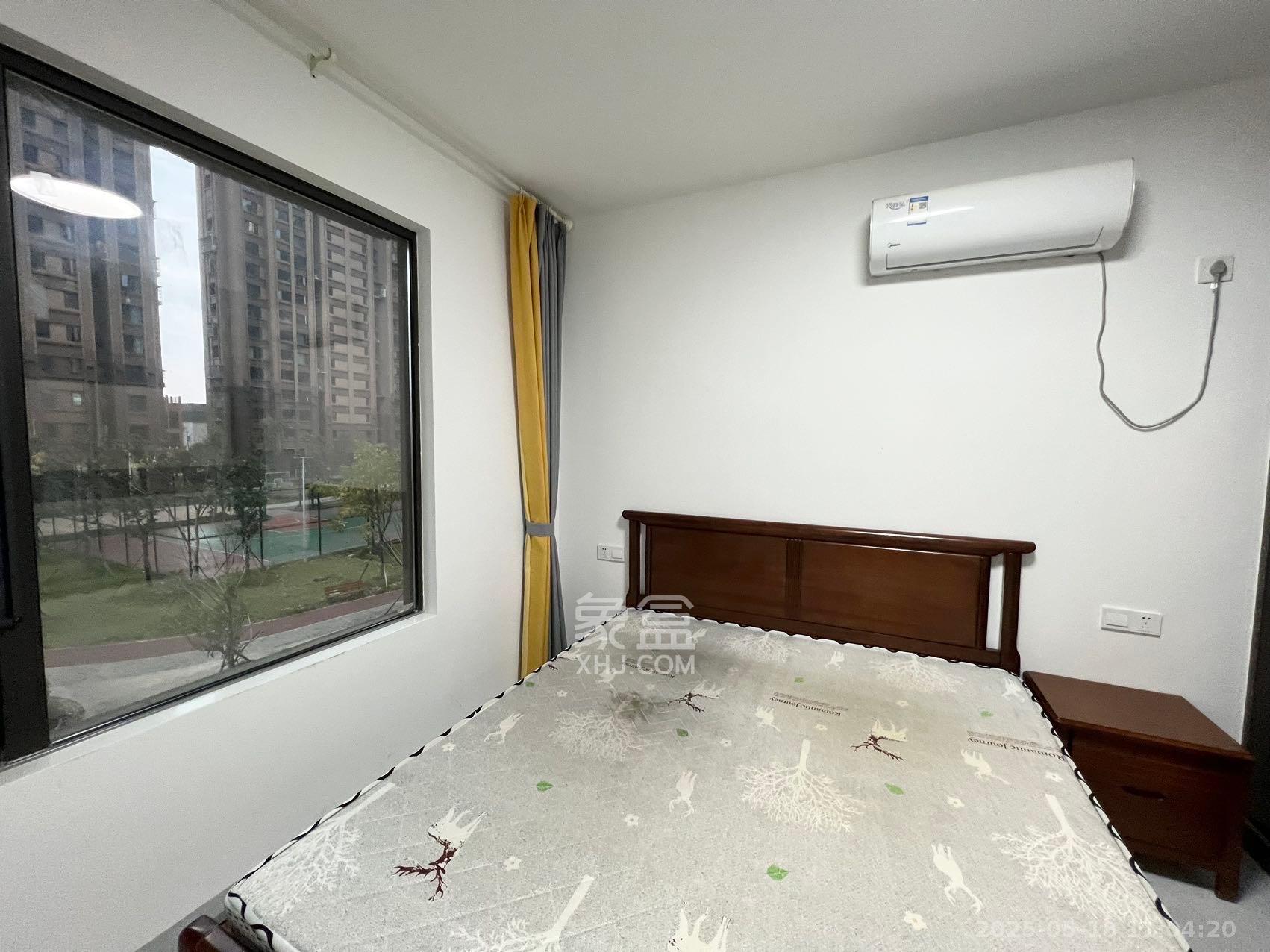 东合新苑  2室2厅1卫   2000.00元/月室内图