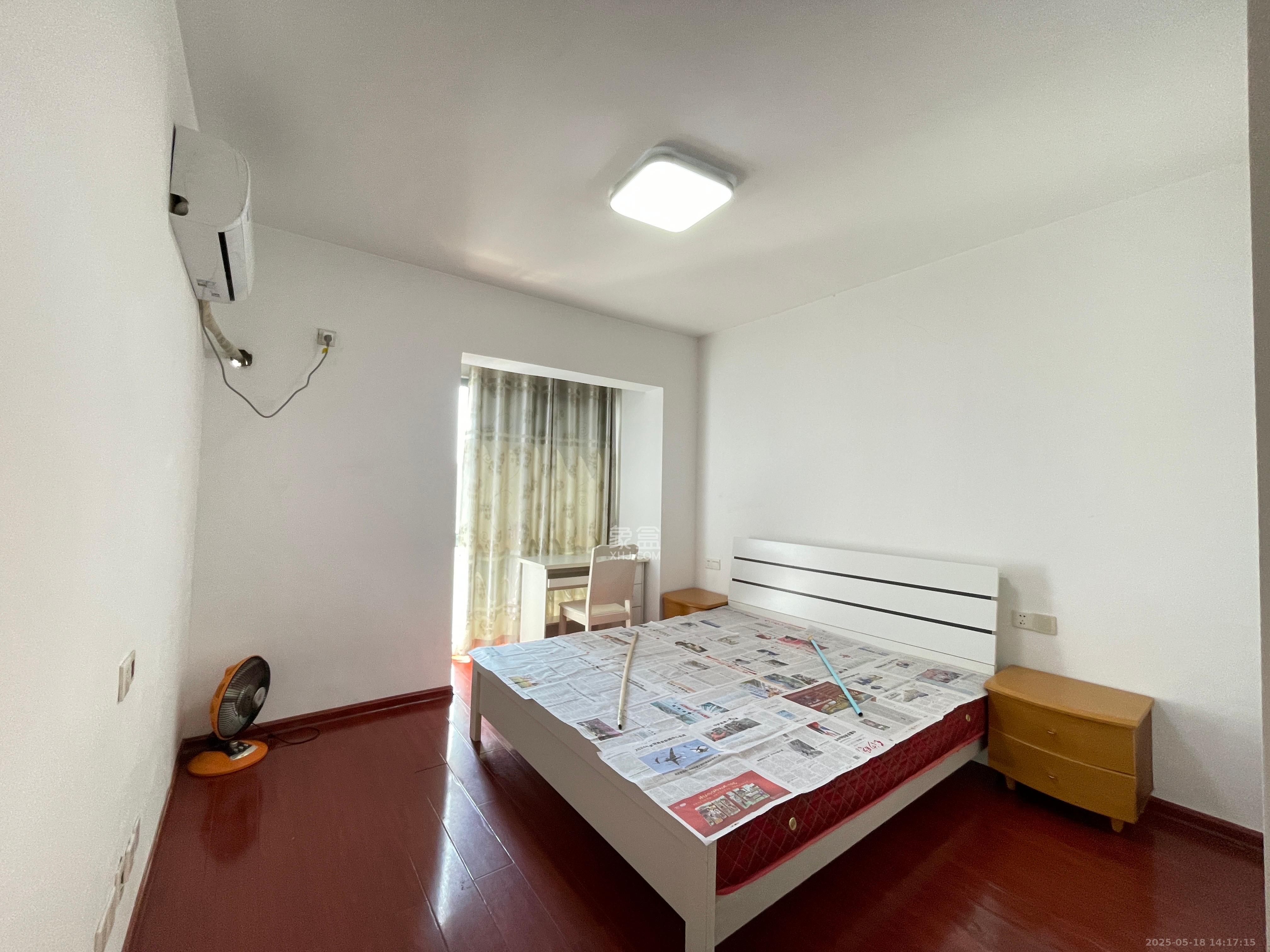 雄新水印廊桥(雄新华府) 1室2厅1卫 2100.0元/月 雄新水印廊桥(雄新华府) 1室2厅1卫 2100.0元/月室内图