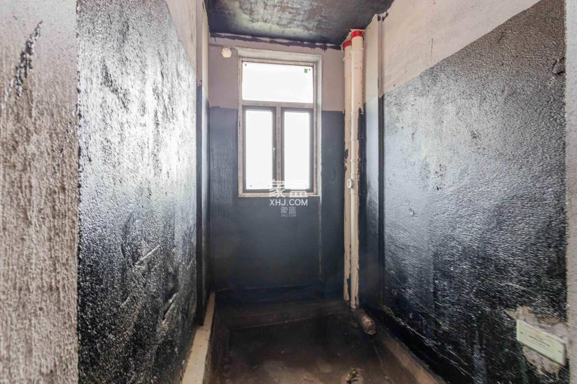 财汇新天地(财汇商务广场) 3室2厅2卫 63.0万 财汇新天地(财汇商务广场) 3室2厅2卫 63.0万卫生间