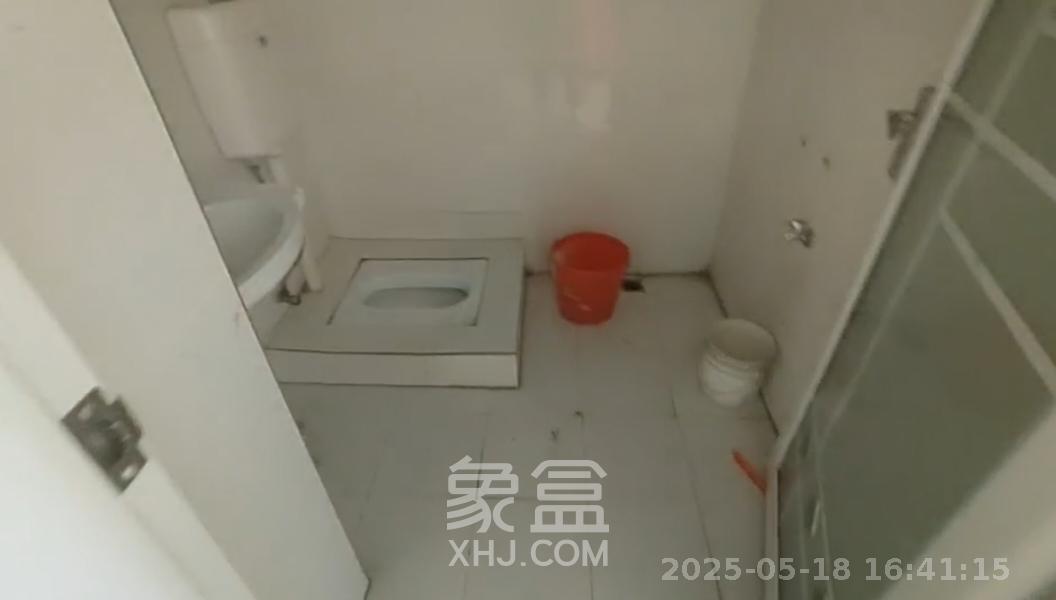阳光100三期  1室1厅1卫   1500.00元/月室内图