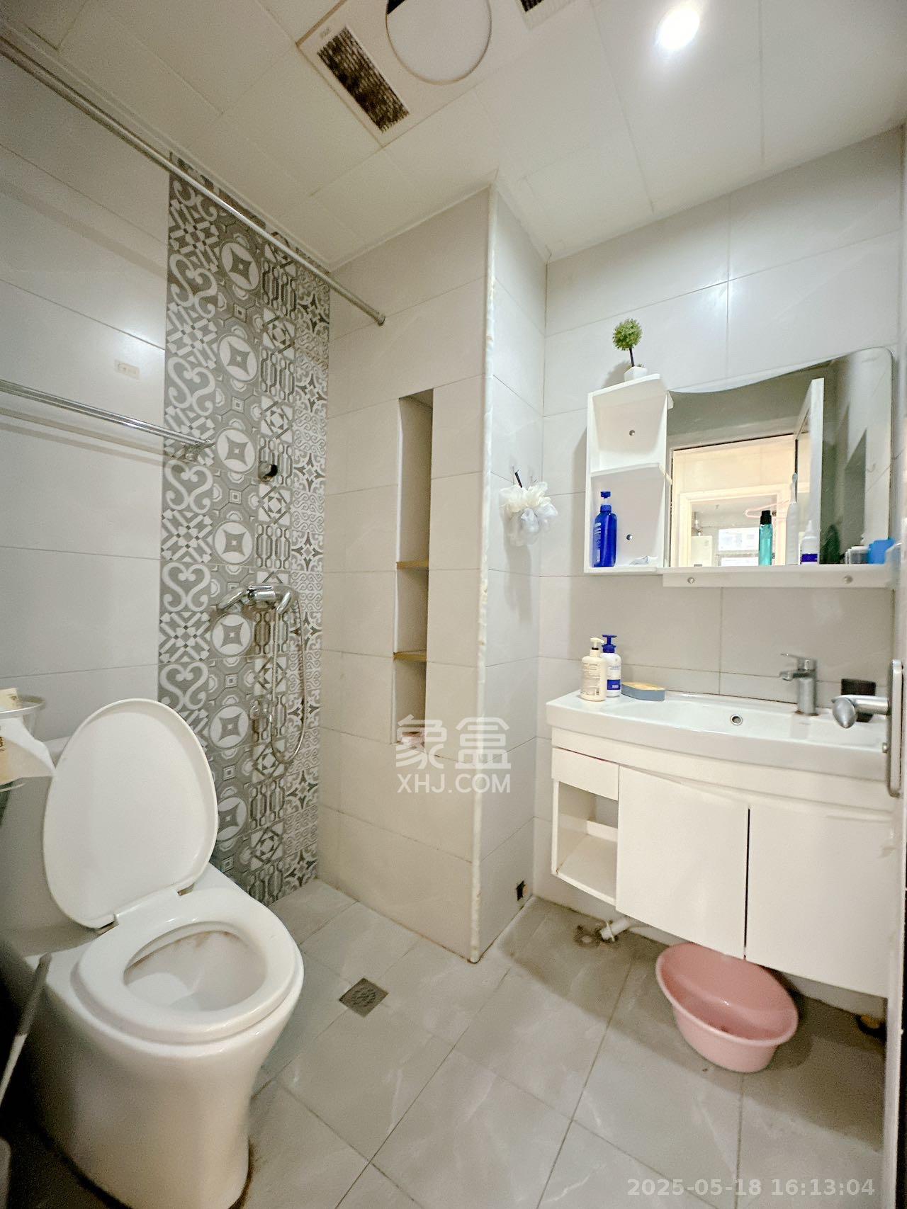 北辰三角洲E4区 2室1厅1卫 3200.0元/月 北辰三角洲E4区 2室1厅1卫 3200.0元/月室内图