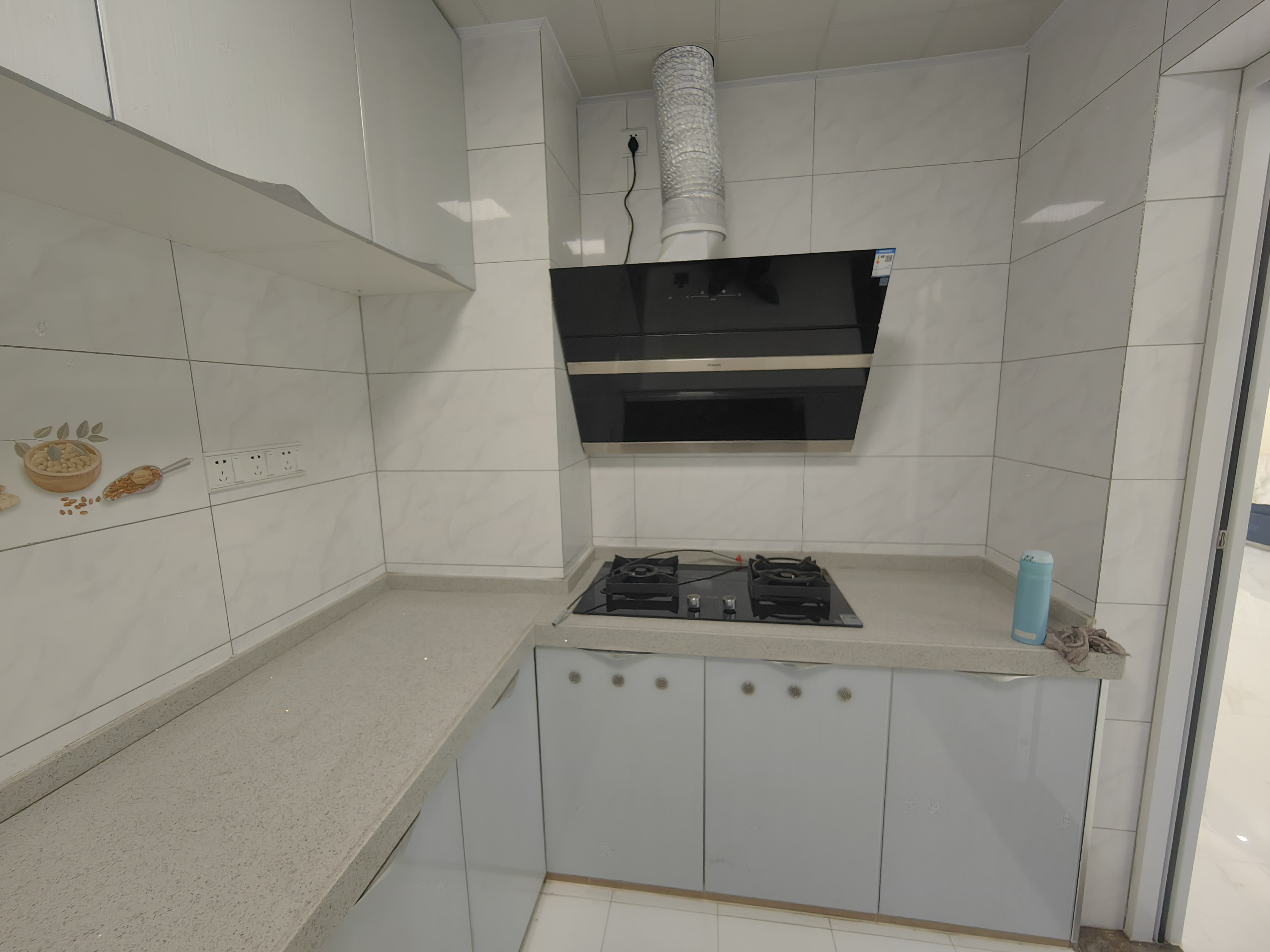 怡和湖城大境 5室2厅2卫 6000.0元/月 怡和湖城大境 5室2厅2卫 6000.0元/月室内图