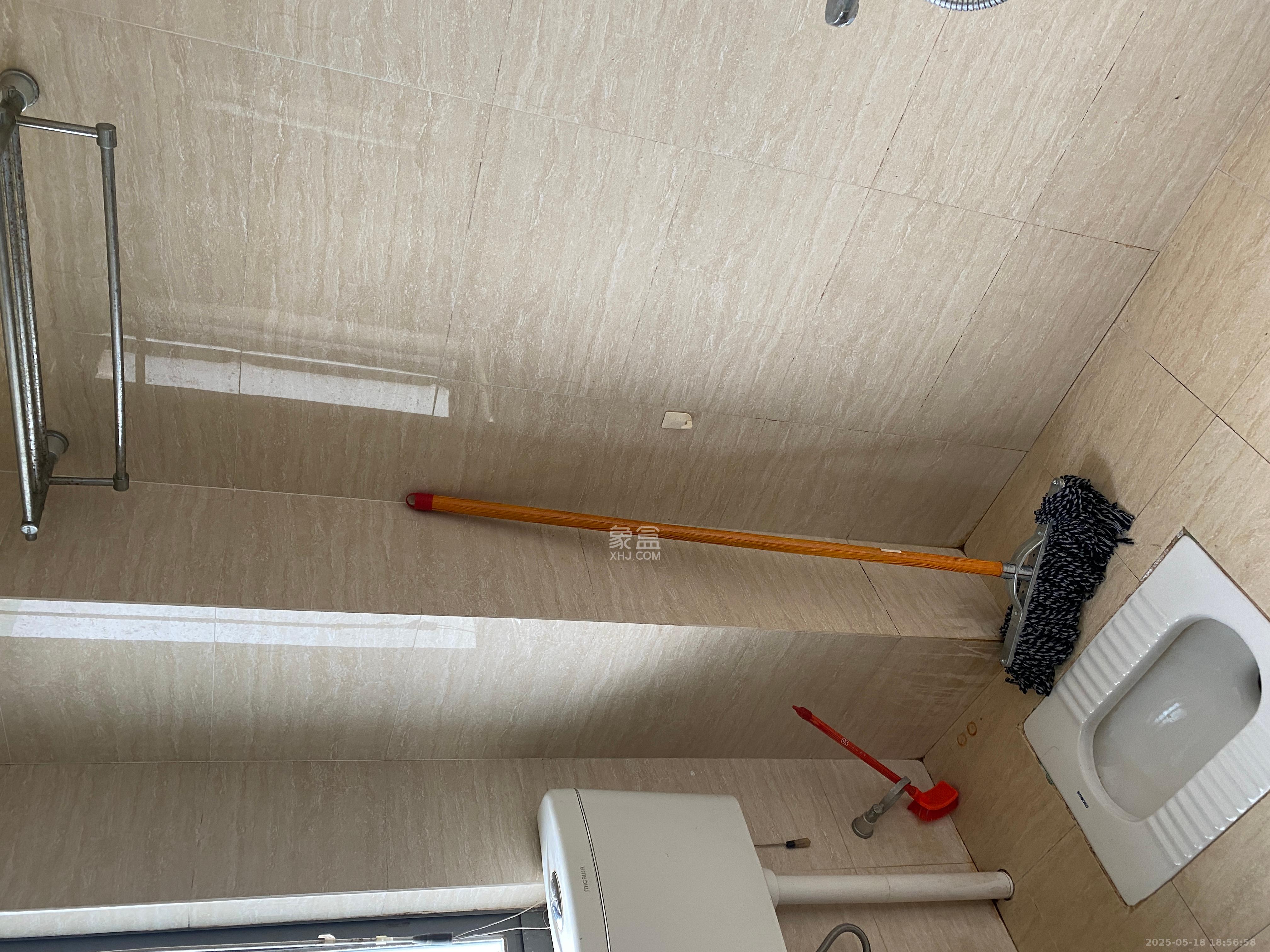 鑫远湘府华城 3室2厅1卫 2700.0元/月 鑫远湘府华城 3室2厅1卫 2700.0元/月室内图