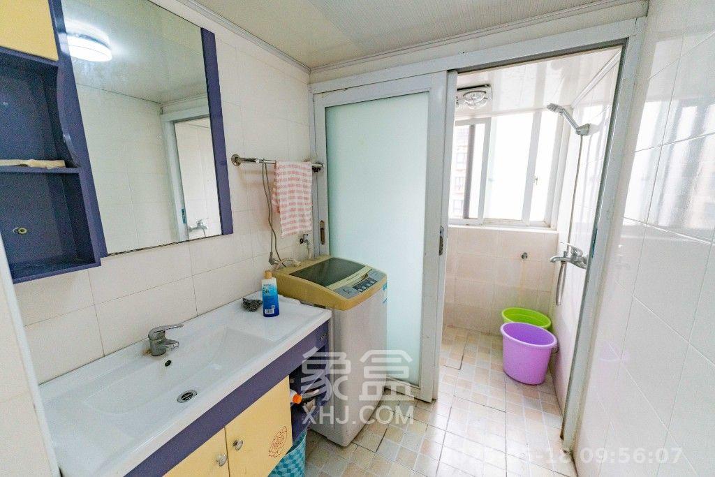 清政园（青政家园）  4室2厅2卫   2600.00元/月室内图