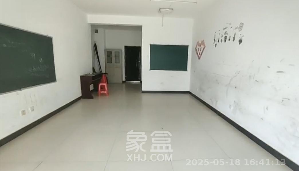 阳光100三期  1室1厅1卫   1500.00元/月室内图