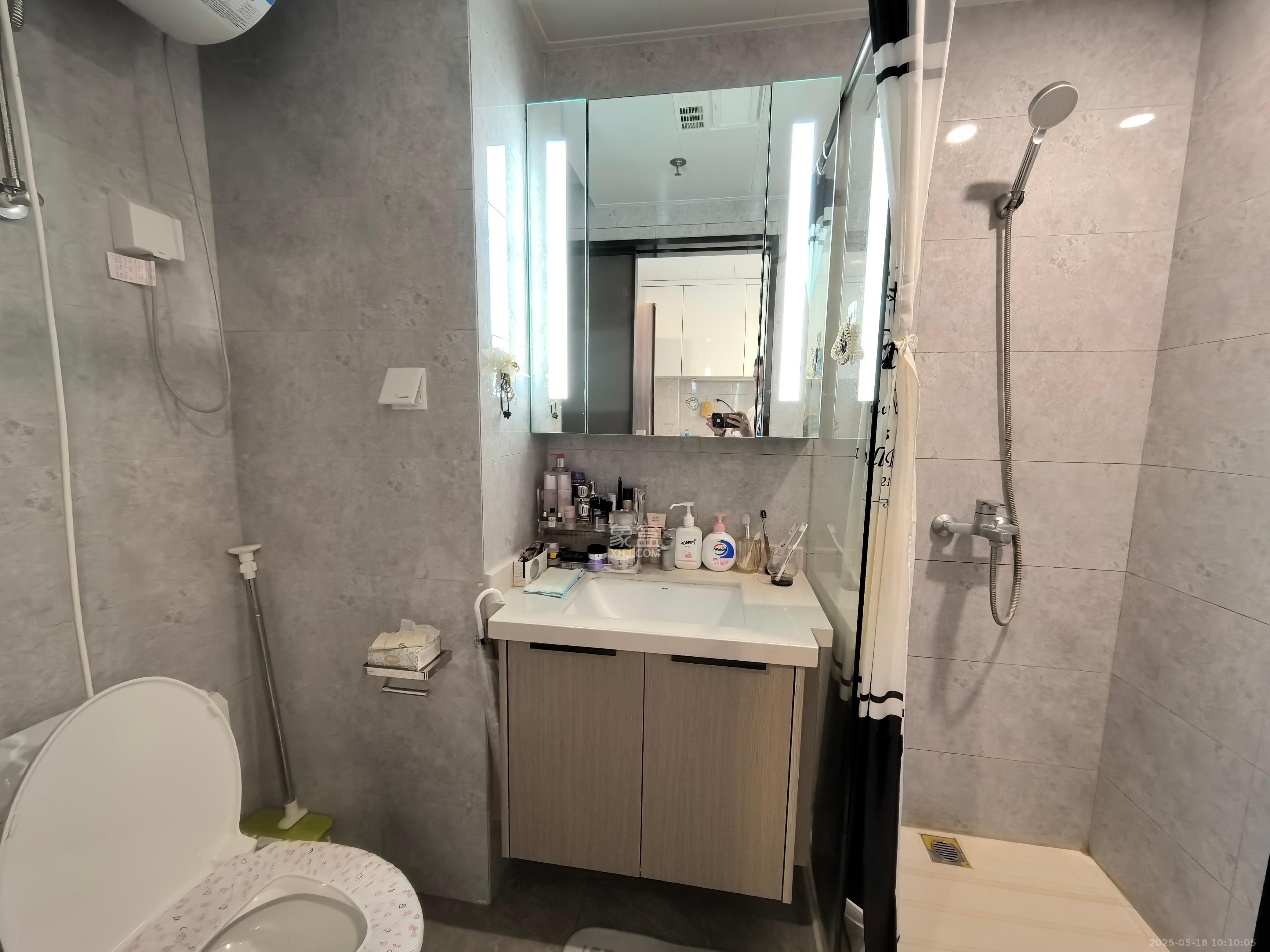 映客龙湖璟翠公馆（映客龙湖璟翠中心）   41.28㎡      1600.0元/月室内图