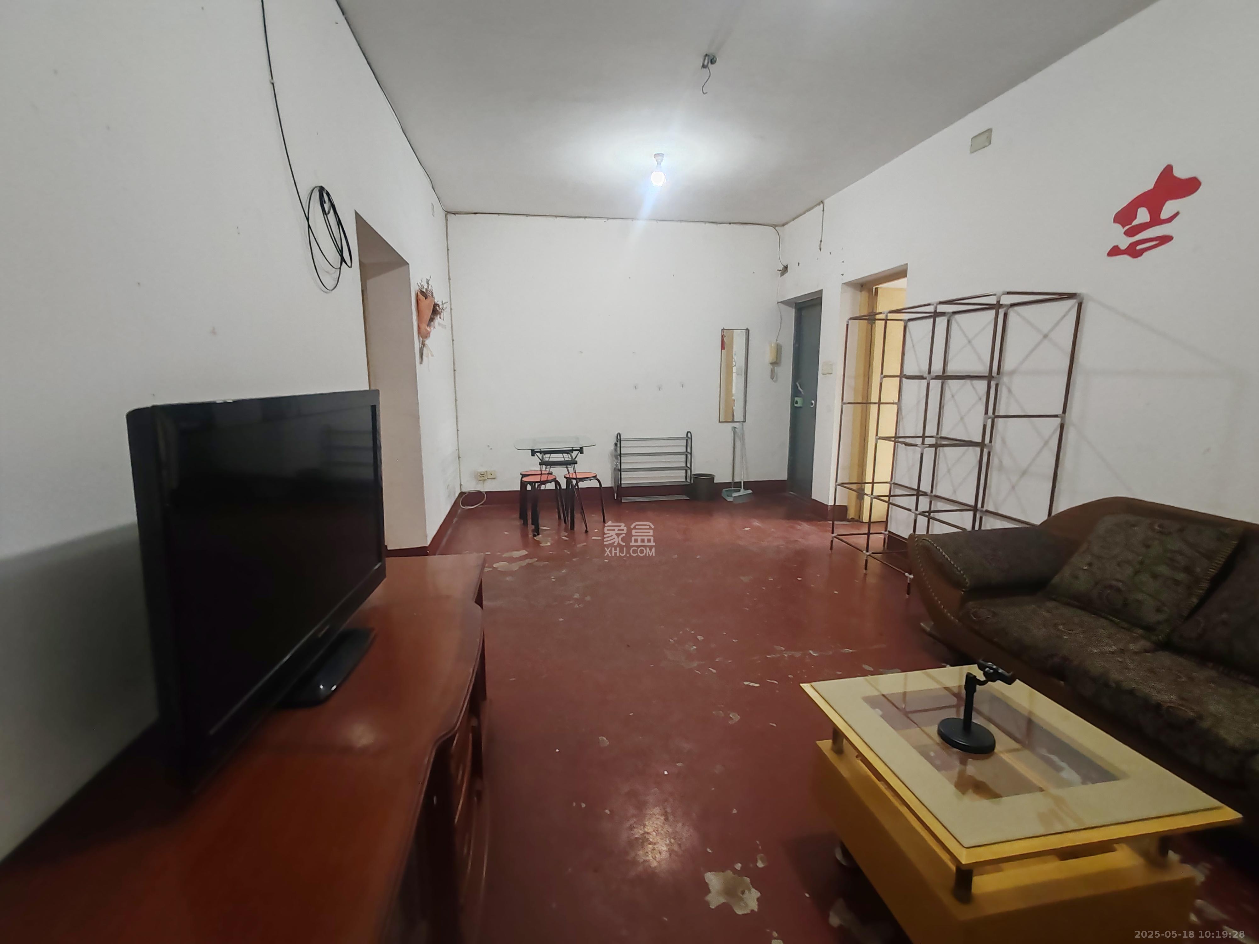 通程物流宿舍  2室2厅1卫    1300.0元/月室内图