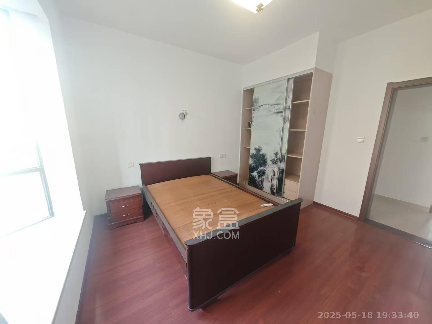 天城湖光山色  4室2厅2卫    3400.0元/月 天城湖光山色  4室2厅2卫    3400.0元/月室内图