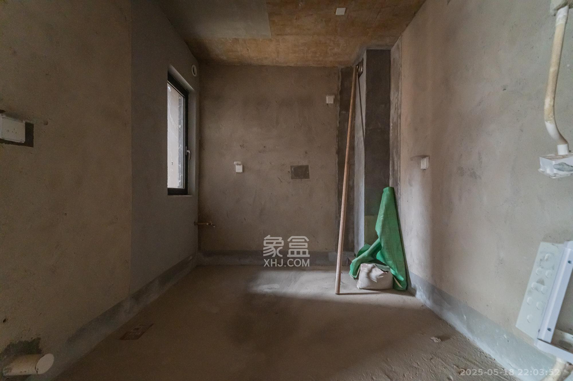 中交建发松雅院  4室2厅2卫    154.0万 中交建发松雅院  4室2厅2卫    154.0万其他