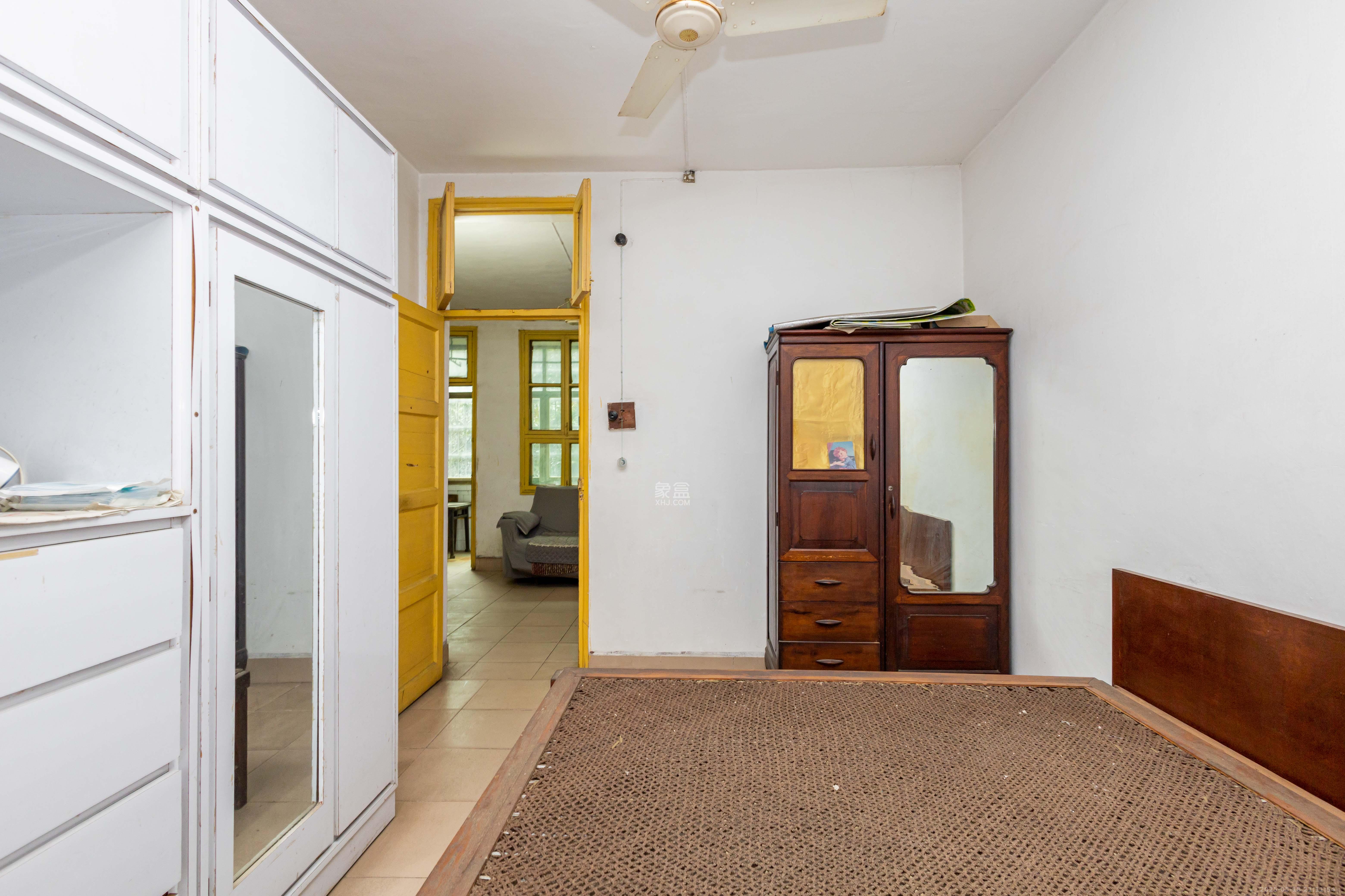 三六一四厂宿舍 2室2厅1卫 24.8万 三六一四厂宿舍 2室2厅1卫 24.8万卧室