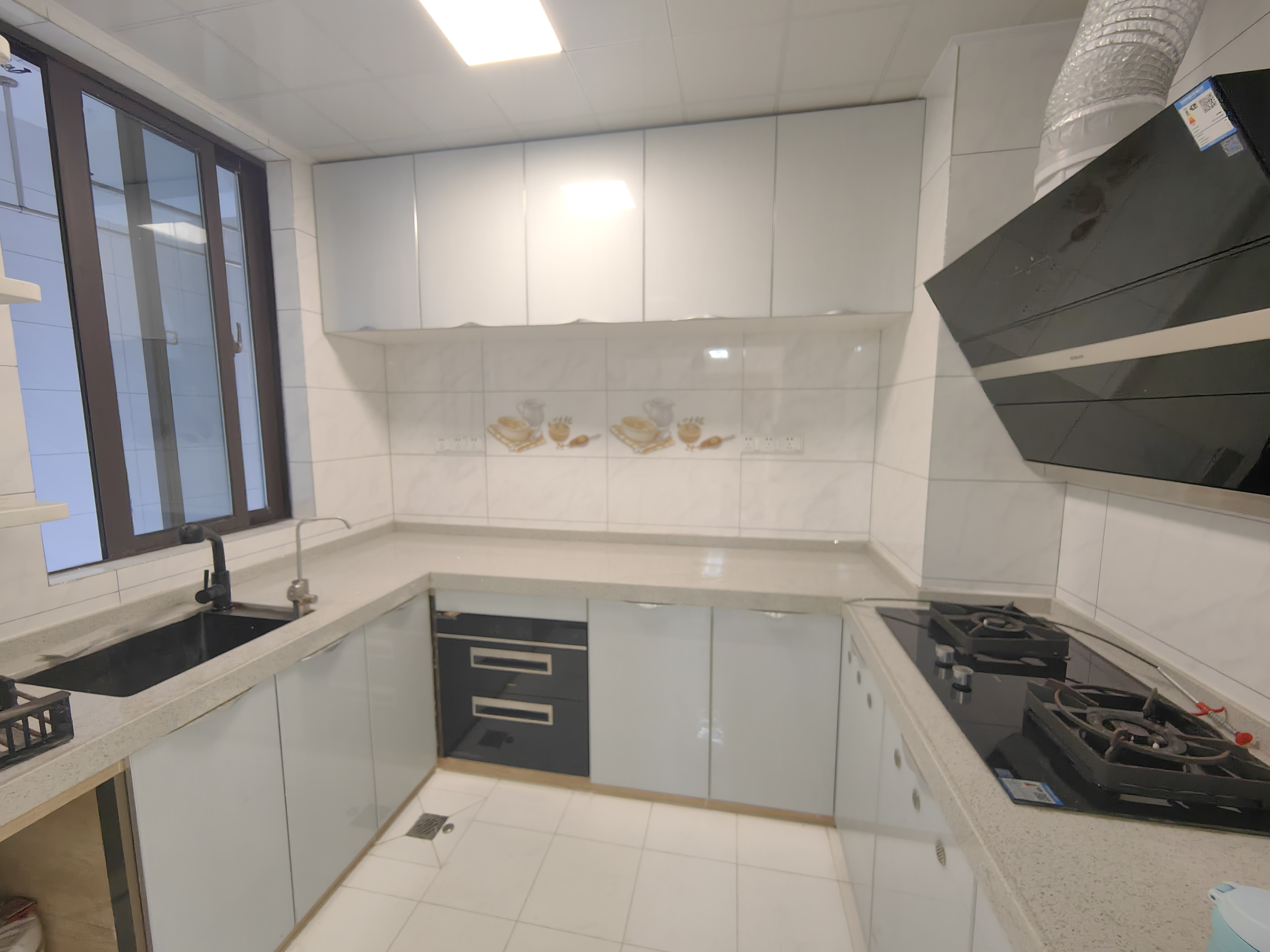 怡和湖城大境 5室2厅2卫 6000.0元/月 怡和湖城大境 5室2厅2卫 6000.0元/月室内图