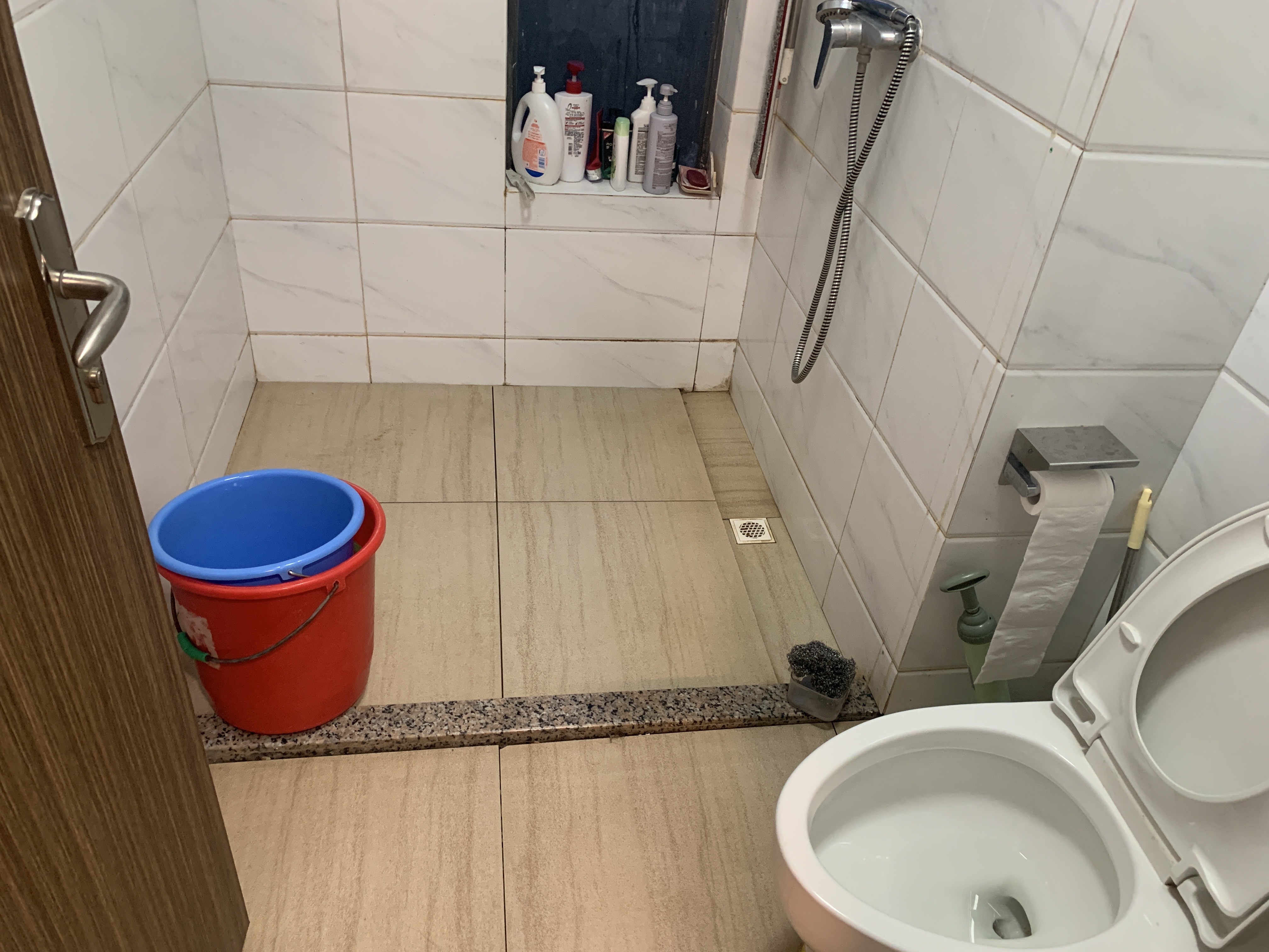 碧桂园一、二期(中央首府) 1室1厅1卫 98.0万 碧桂园一、二期(中央首府) 1室1厅1卫 98.0万客厅