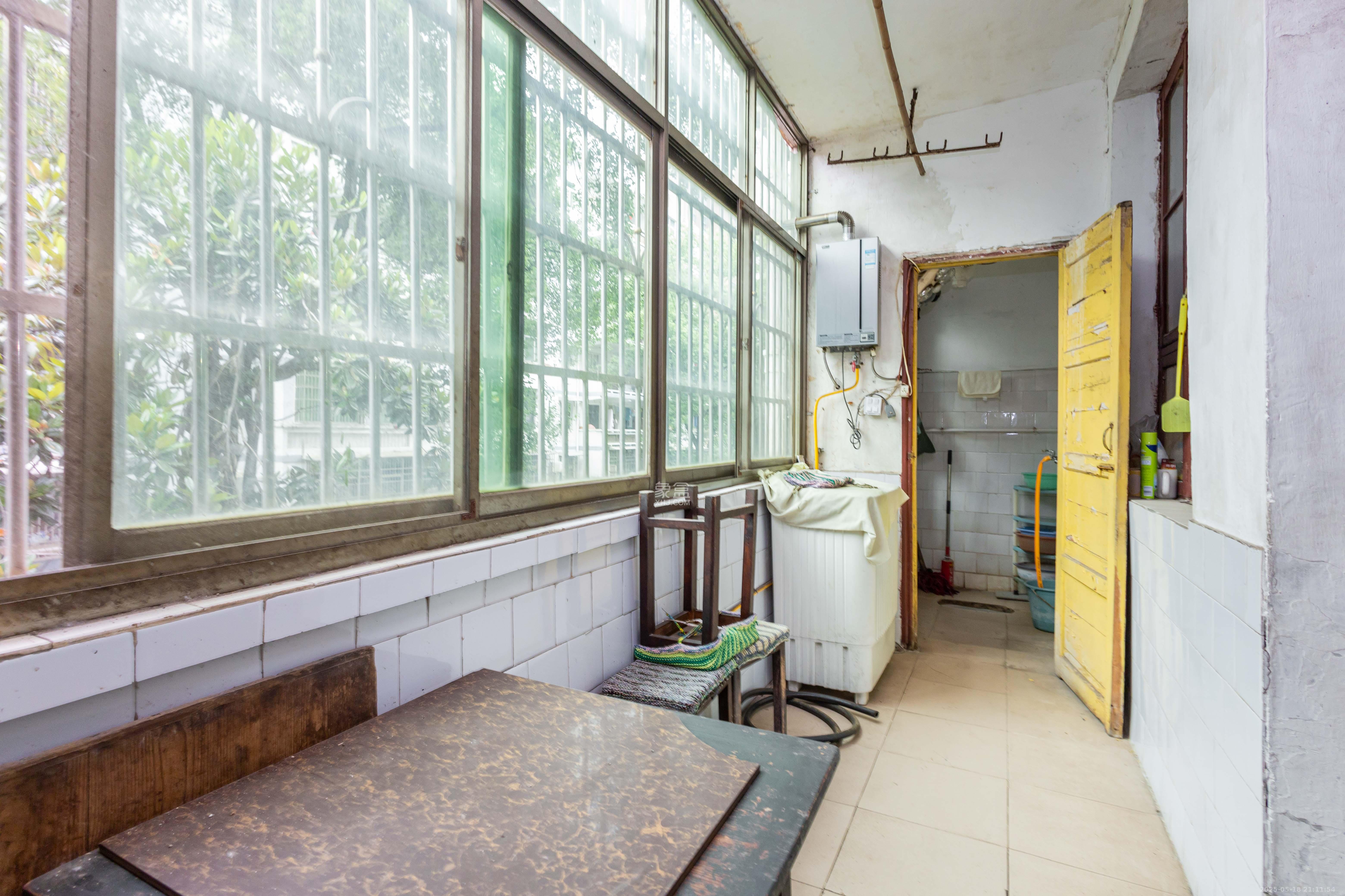 三六一四厂宿舍 2室2厅1卫 24.8万 三六一四厂宿舍 2室2厅1卫 24.8万卧室