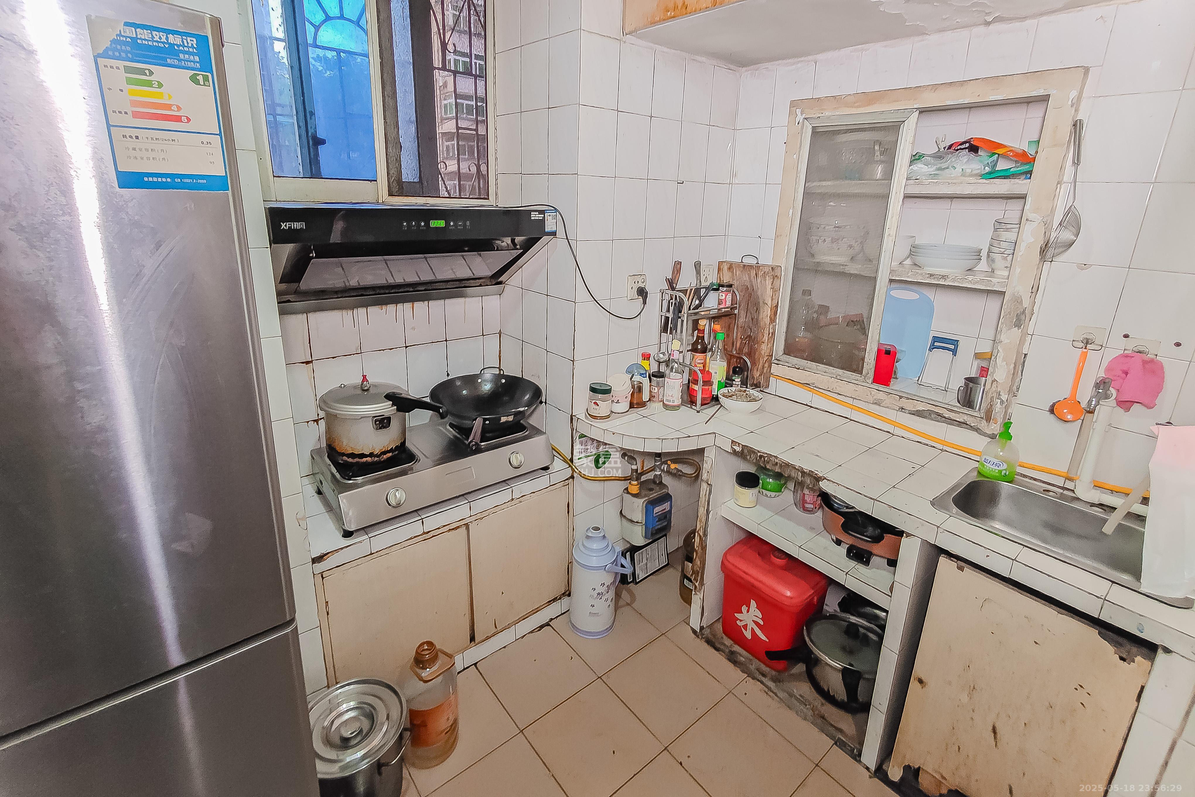 茶园坡社区(原王家冲社区)  2室1厅1卫    30.66万厨房