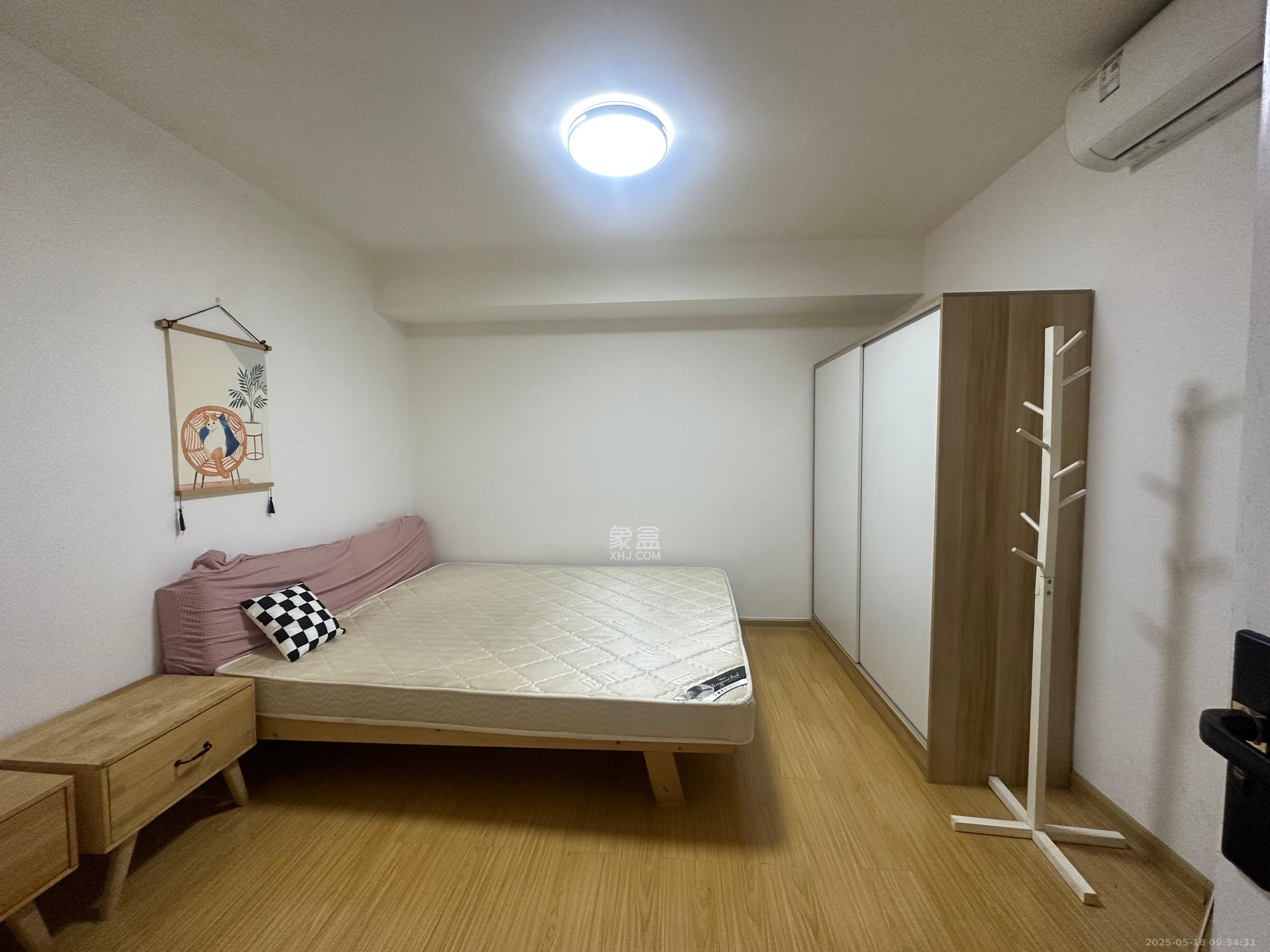 麓江春  2室2厅1卫   2680.00元/月室内图