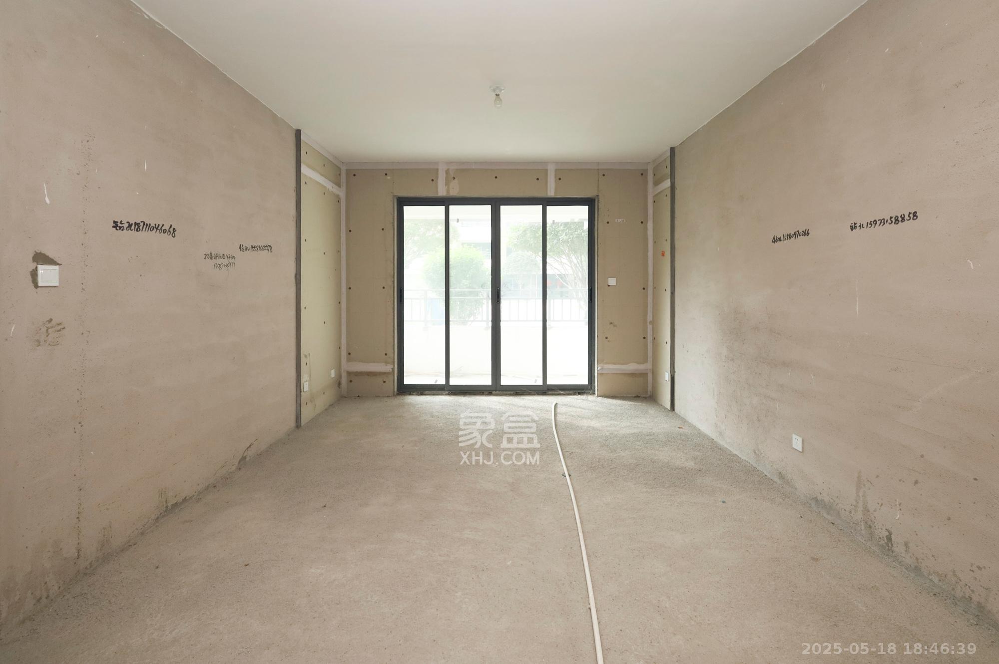 锦顺宸樾府 3室2厅2卫 88.0万 锦顺宸樾府 3室2厅2卫 88.0万客厅