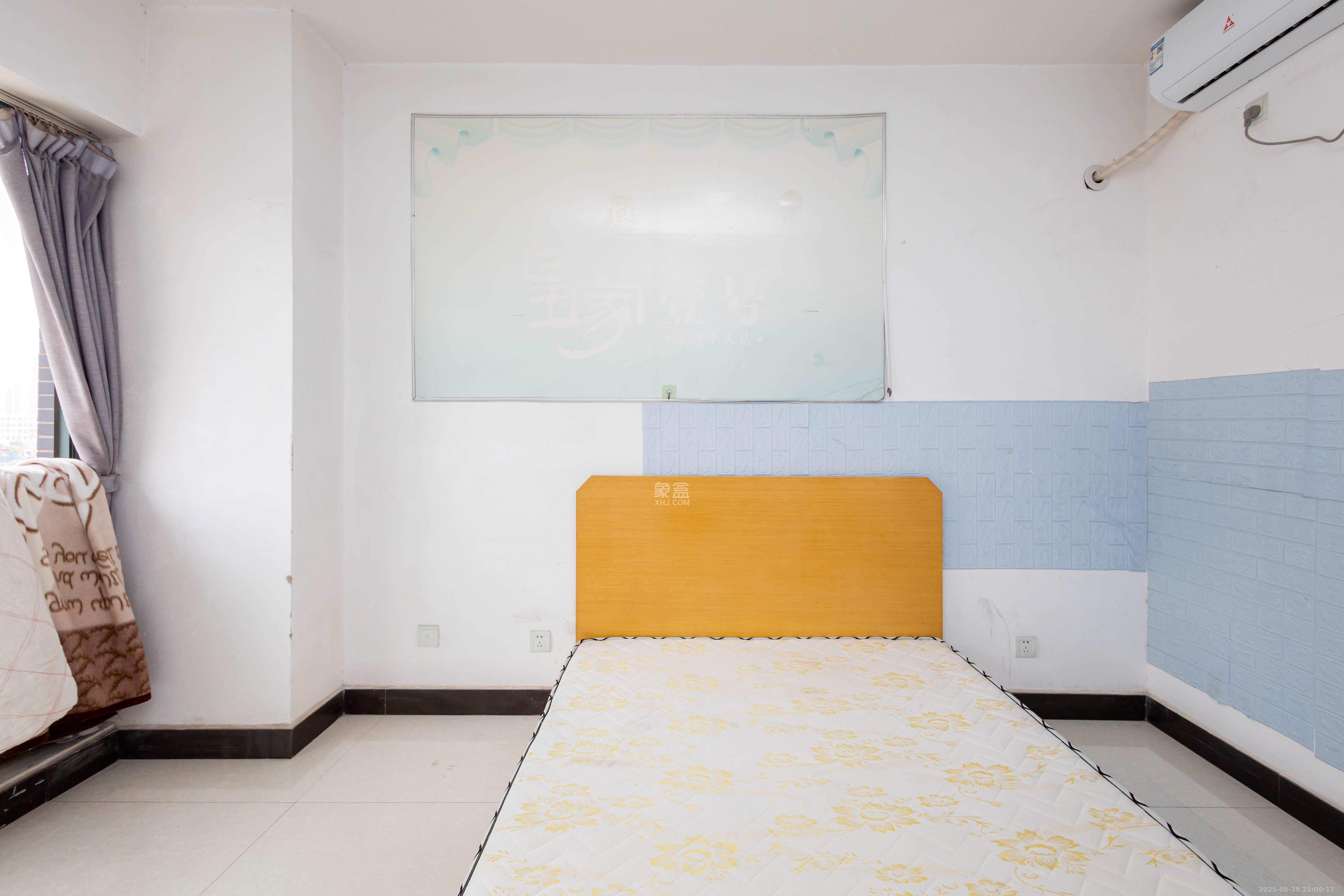 华天LOHO小镇 2室2厅1卫 48.0万 华天LOHO小镇 2室2厅1卫 48.0万卧室