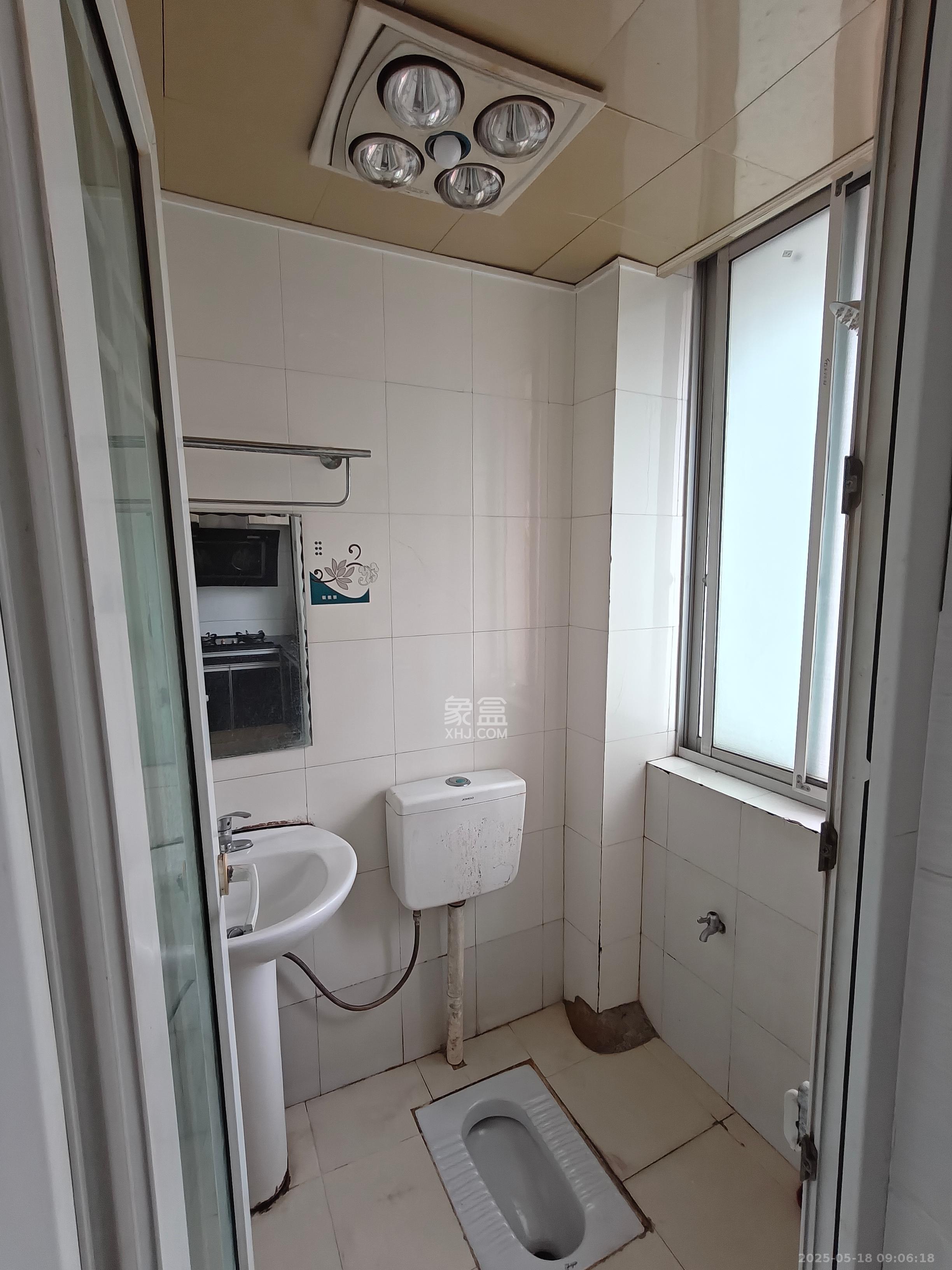 茶叶大市场“山水茗园” 2室1厅1卫 1200.0元/月 茶叶大市场“山水茗园” 2室1厅1卫 1200.0元/月室内图