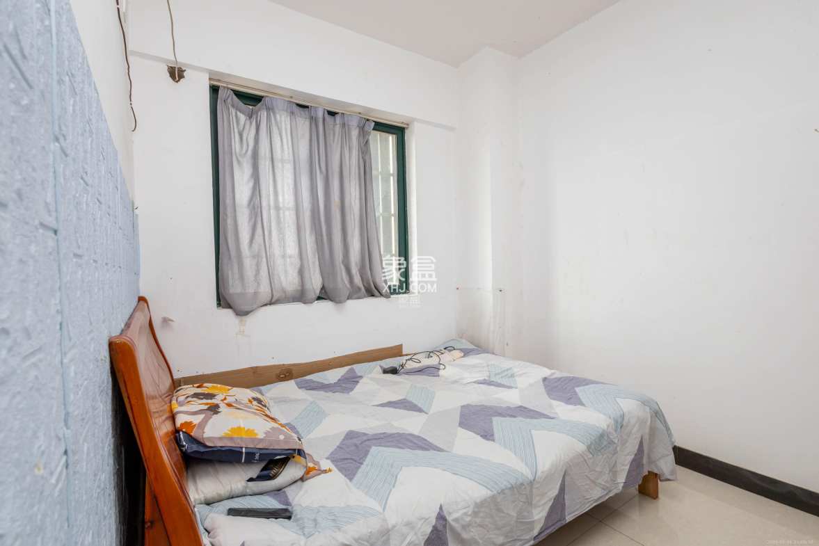 华天LOHO小镇 2室2厅1卫 48.0万 华天LOHO小镇 2室2厅1卫 48.0万卧室