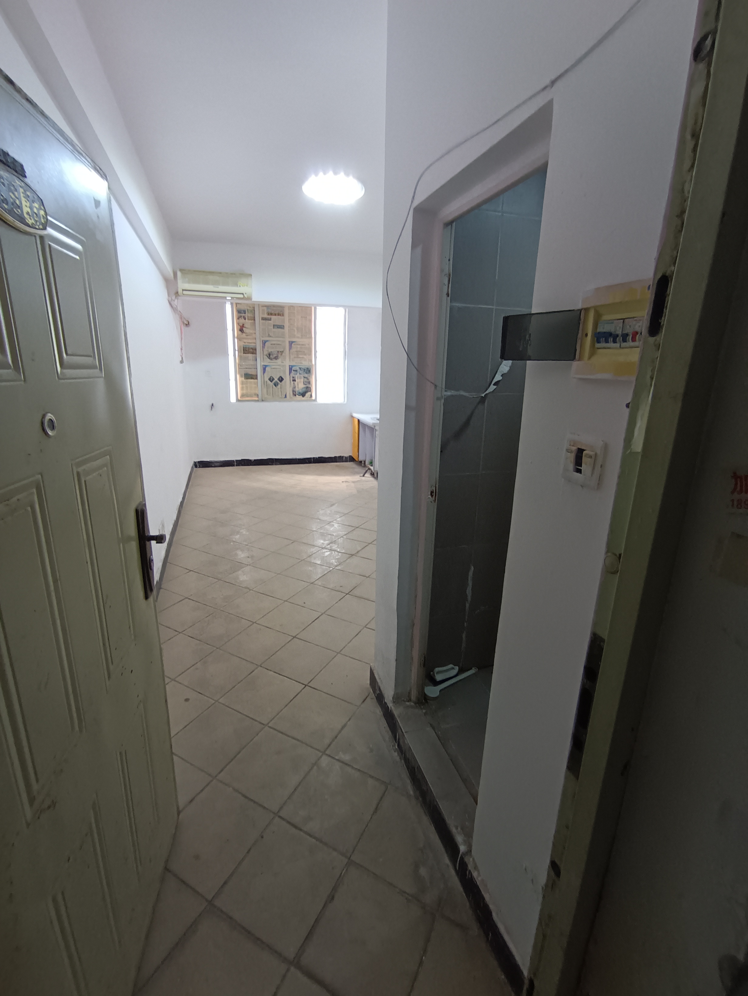 中天公寓 1室1厅1卫 21.0万 中天公寓 1室1厅1卫 21.0万客厅