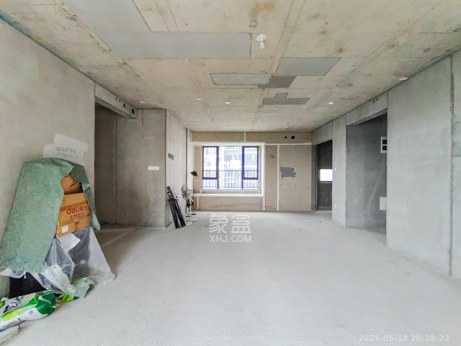 和顺府 4室2厅2卫 117.8万 和顺府 4室2厅2卫 117.8万客厅