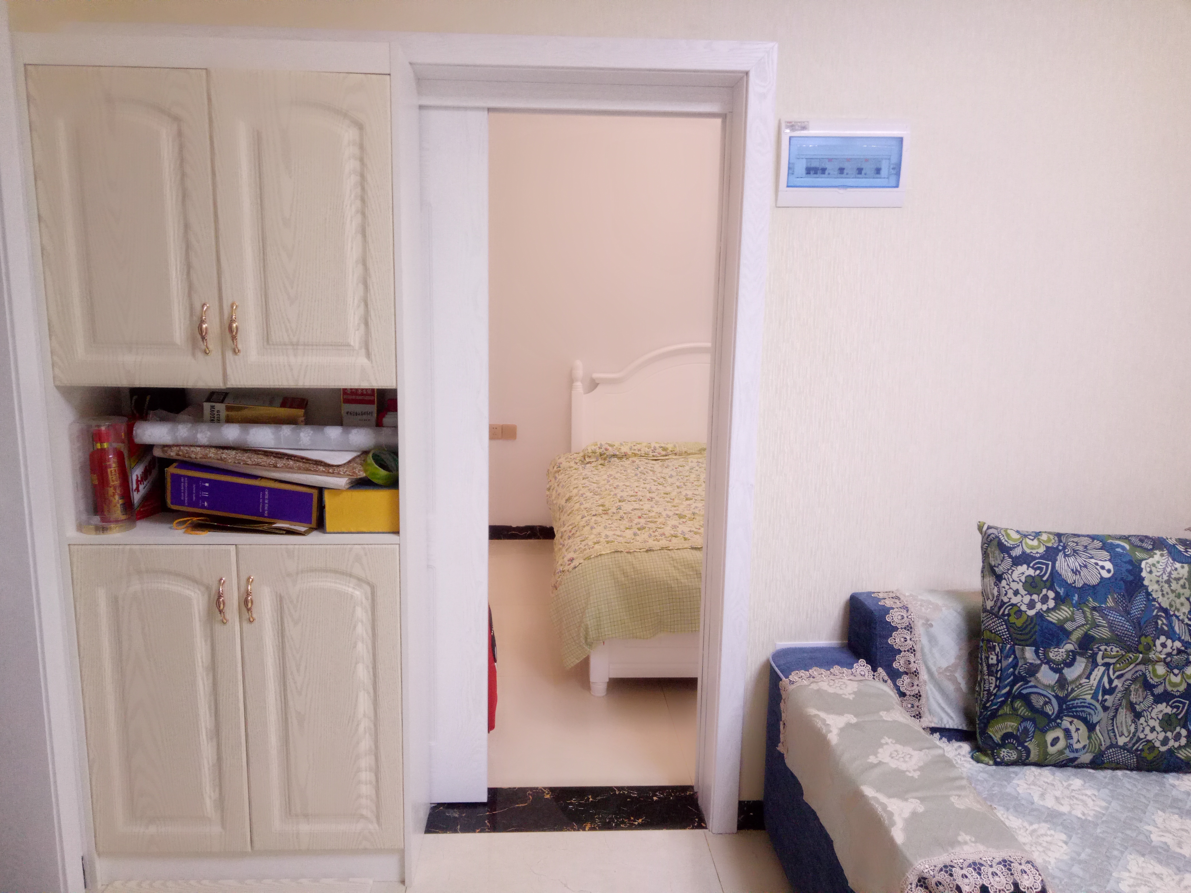 众一桂府 1室1厅1卫 1000.0元/月 众一桂府 1室1厅1卫 1000.0元/月室内图