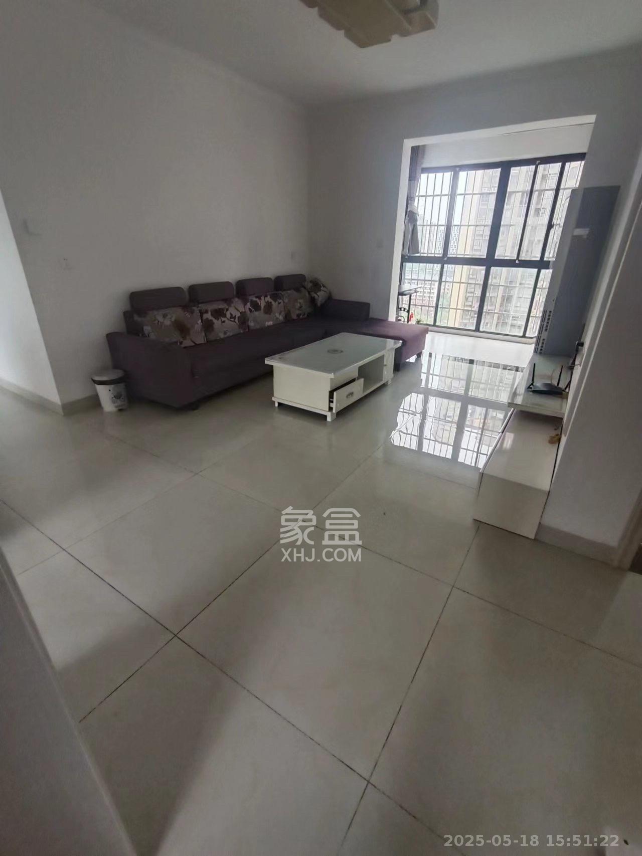 光明城市(星辰青年城) 3室2厅1卫 2500.0元/月 光明城市(星辰青年城) 3室2厅1卫 2500.0元/月室内图