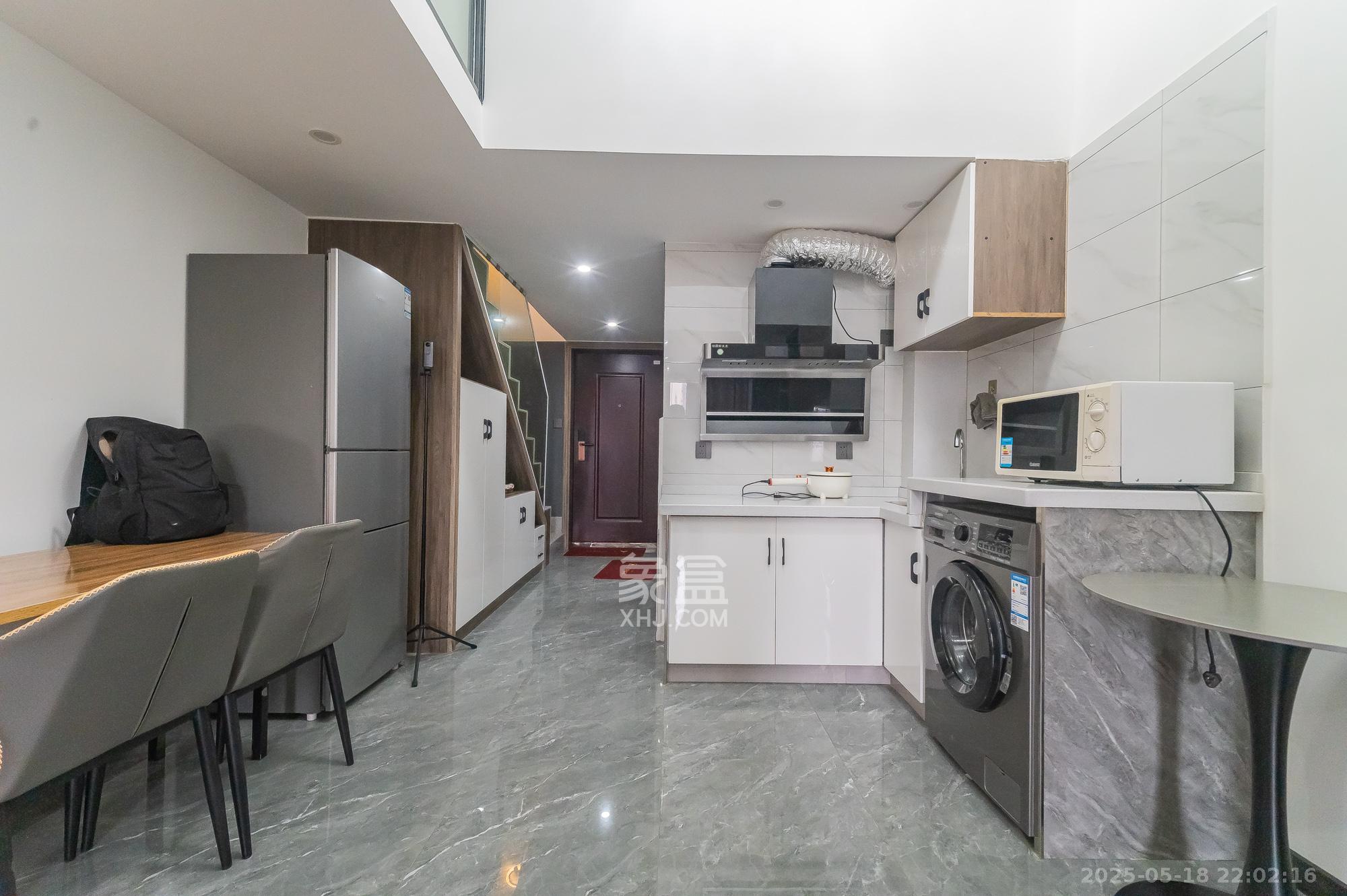 新城悦隽  2室1厅1卫    45.0万客厅