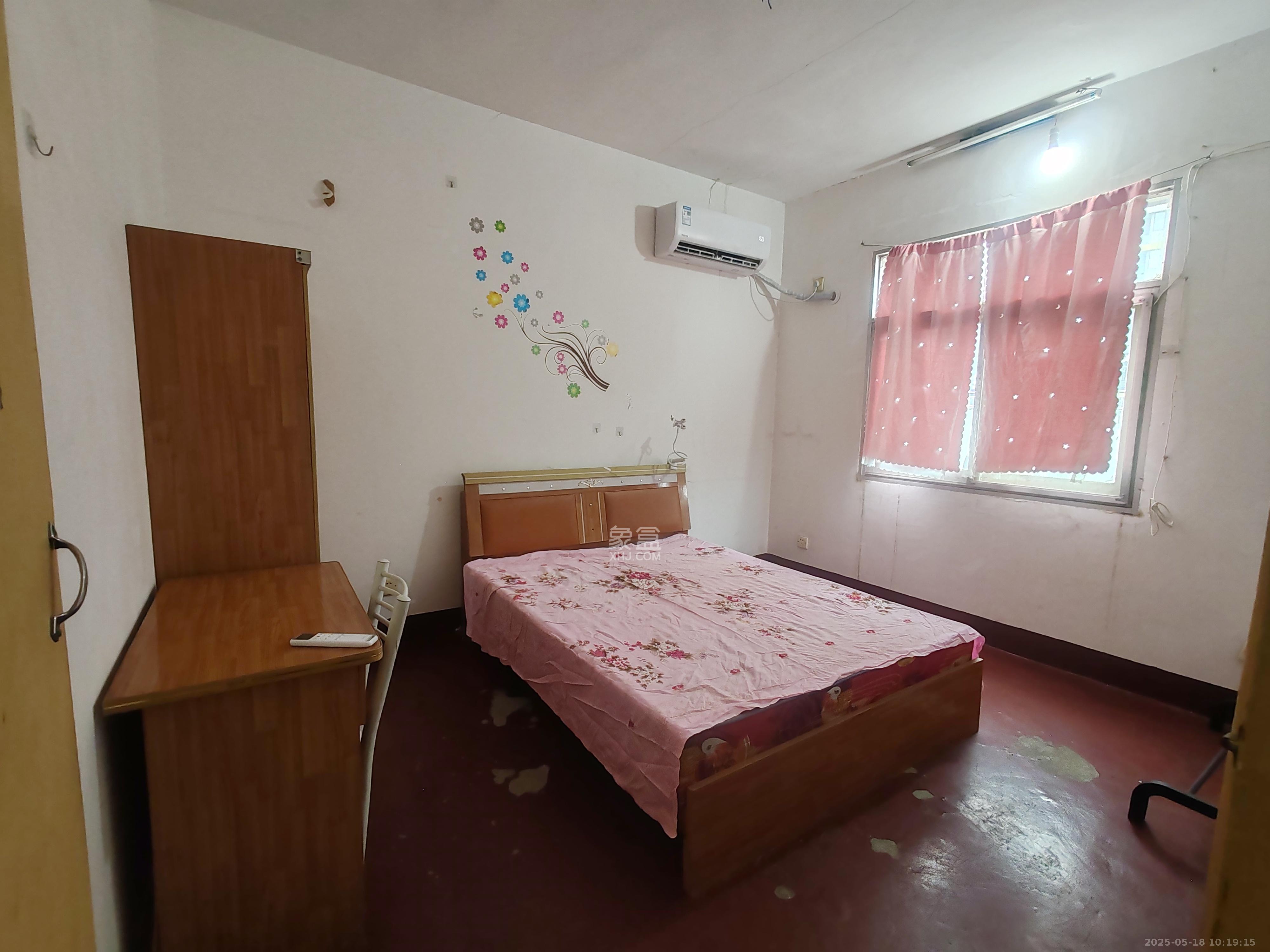 通程物流宿舍 2室2厅1卫 1300.0元/月 通程物流宿舍 2室2厅1卫 1300.0元/月室内图