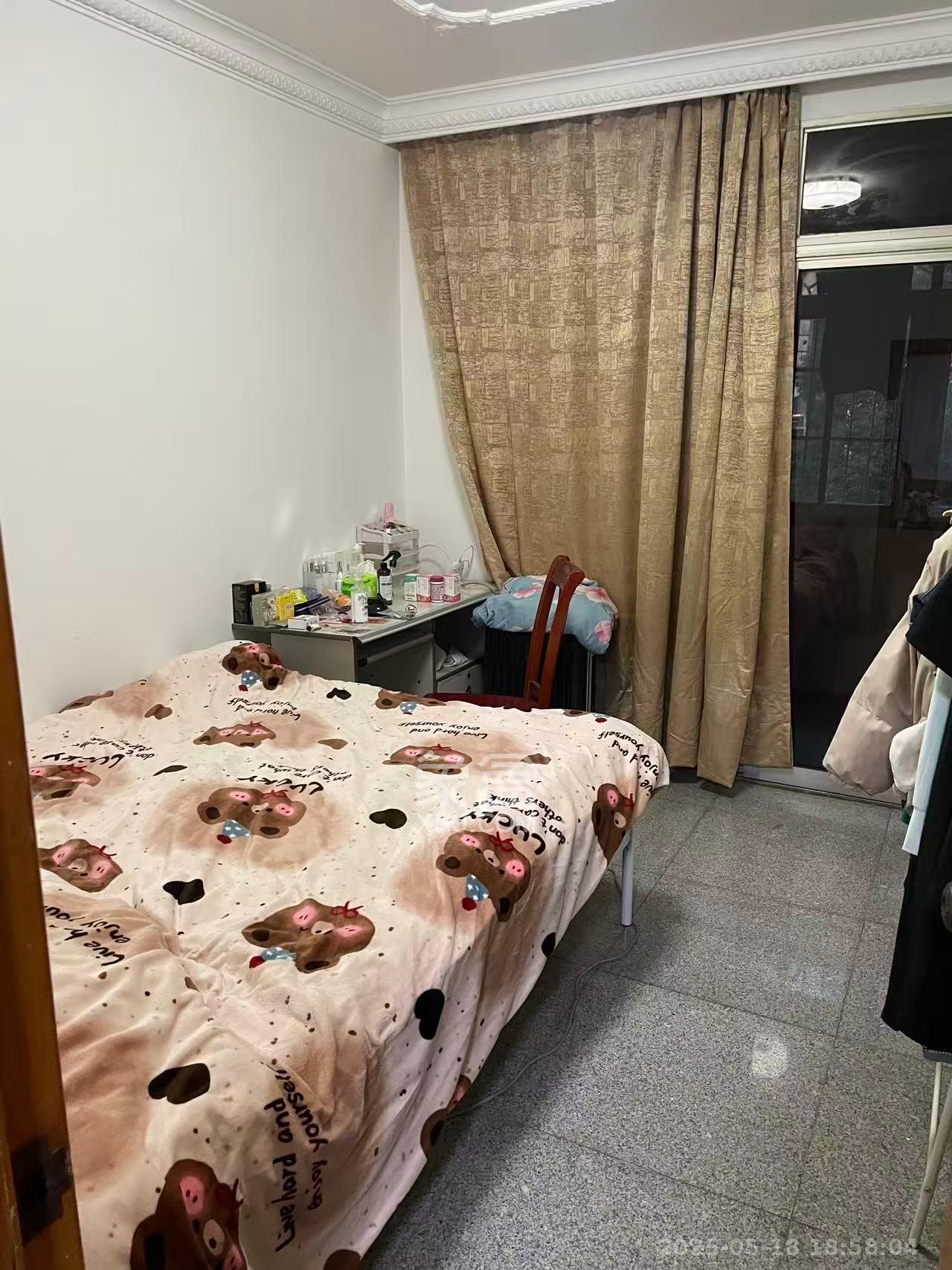 远东公寓  3室1厅1卫   2000.00元/月室内图