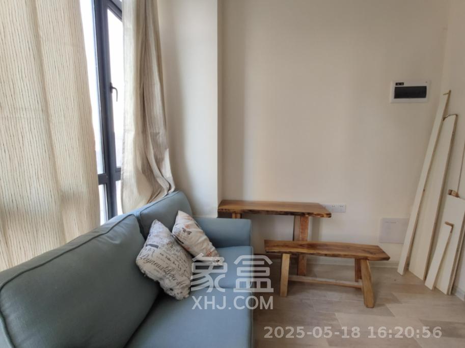 兰亭湾畔 1室1厅1卫 1200.0元/月 兰亭湾畔 1室1厅1卫 1200.0元/月室内图