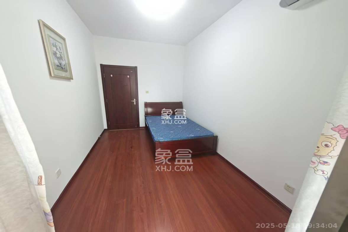 天城湖光山色  4室2厅2卫    3400.0元/月 天城湖光山色  4室2厅2卫    3400.0元/月室内图