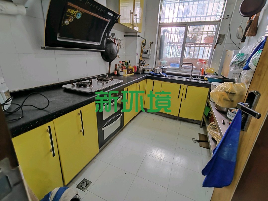 欣业家园  4室2厅2卫   1700.00元/月室内图