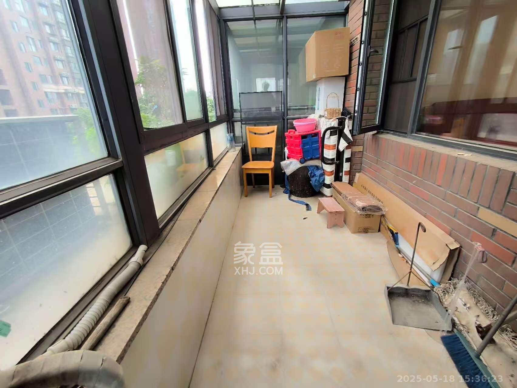 半山壹号  2室2厅1卫   2600.00元/月室内图