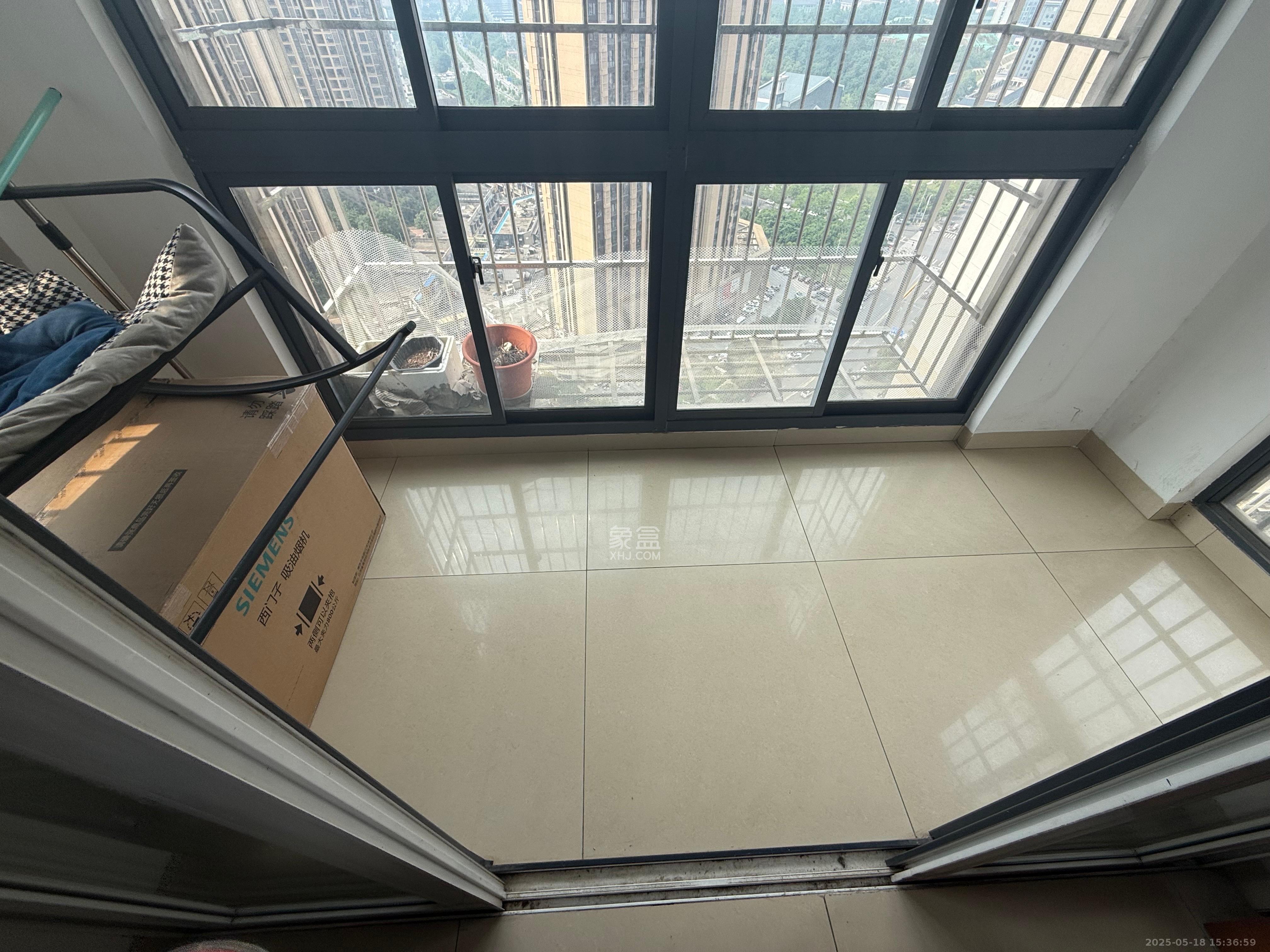 嘉顺苑 3室2厅1卫 2500.0元/月 嘉顺苑 3室2厅1卫 2500.0元/月室内图