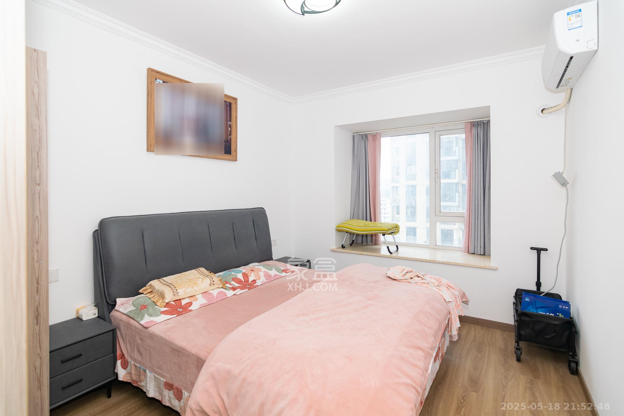 亿达智造小镇望天悦 3室2厅1卫 59.8万 亿达智造小镇望天悦 3室2厅1卫 59.8万卧室