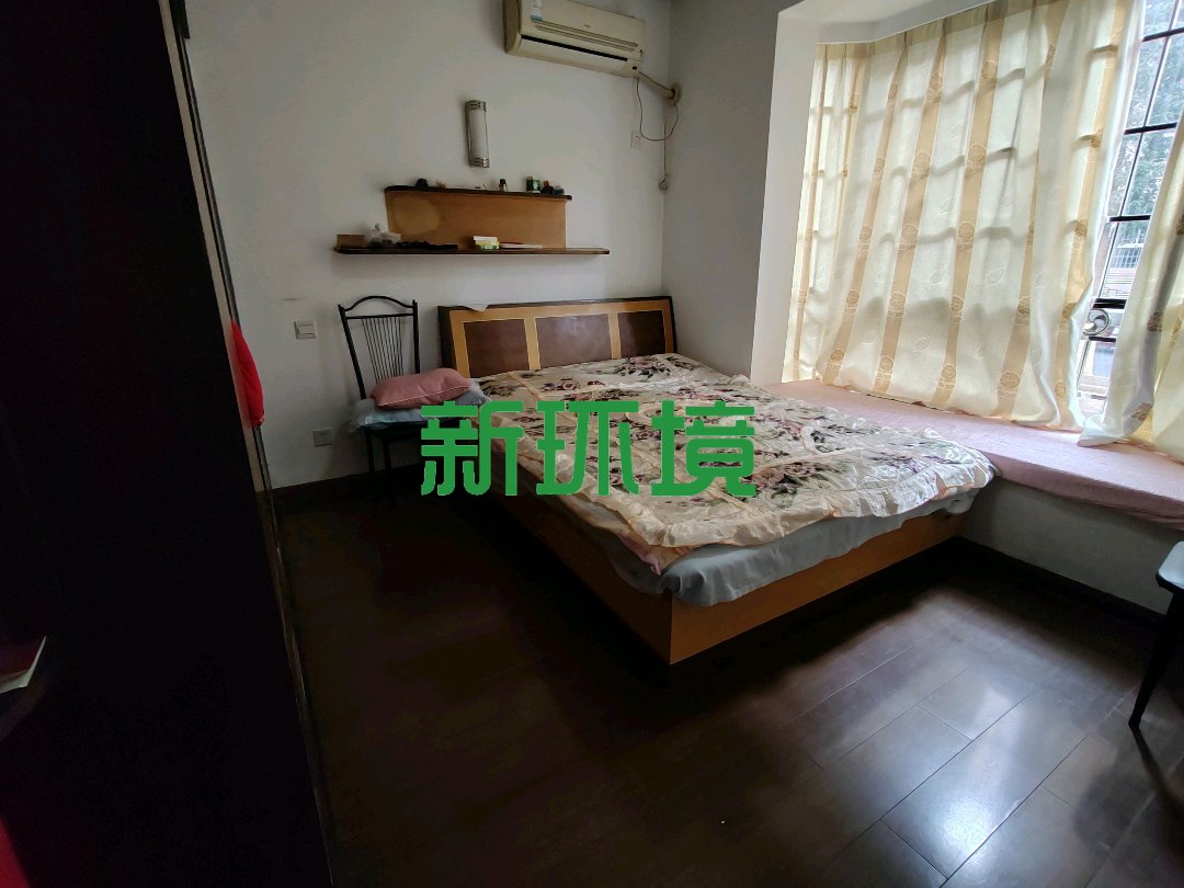 欣业家园  4室2厅2卫   1700.00元/月室内图