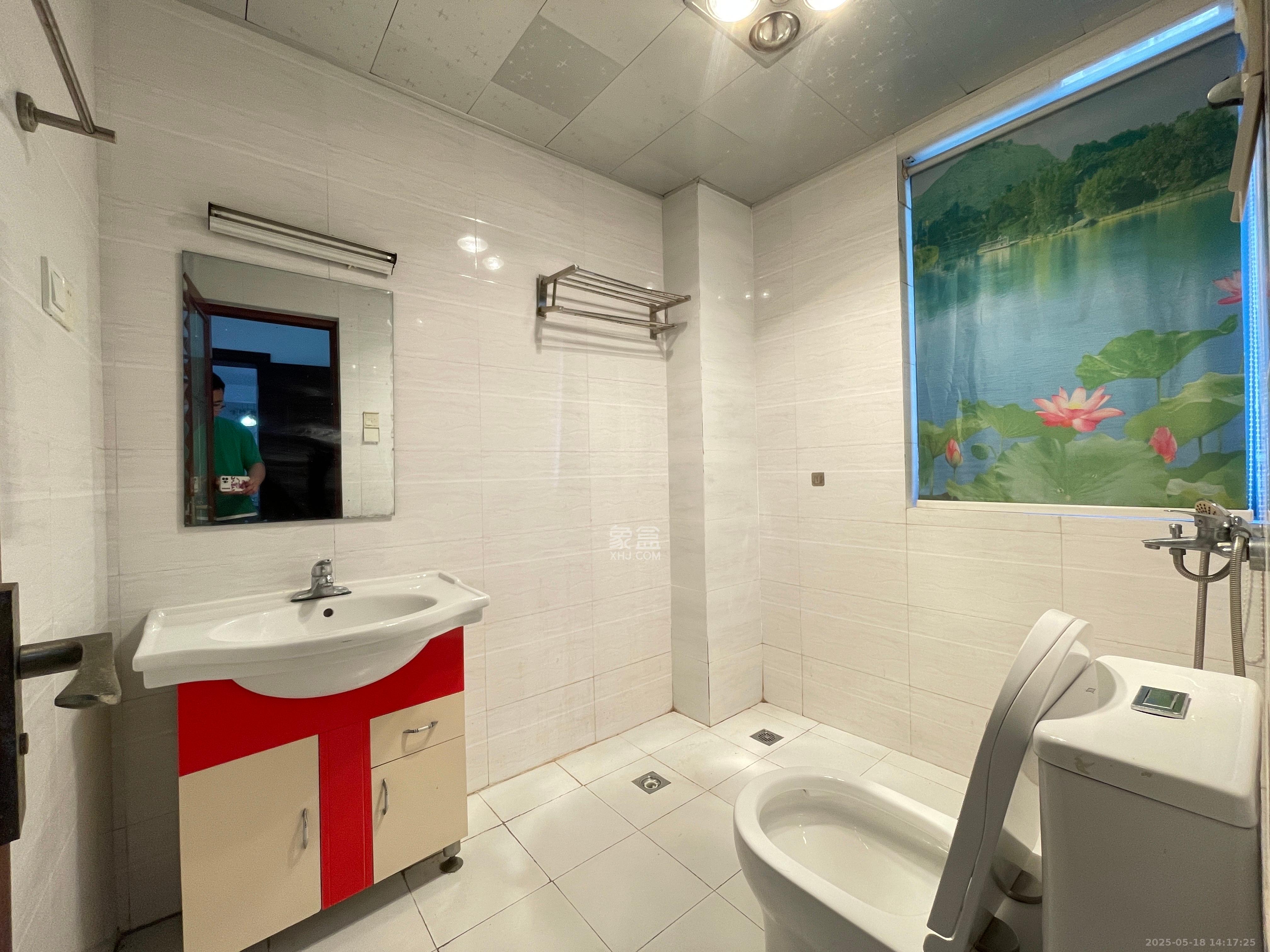 雄新水印廊桥(雄新华府) 1室2厅1卫 2100.0元/月 雄新水印廊桥(雄新华府) 1室2厅1卫 2100.0元/月室内图