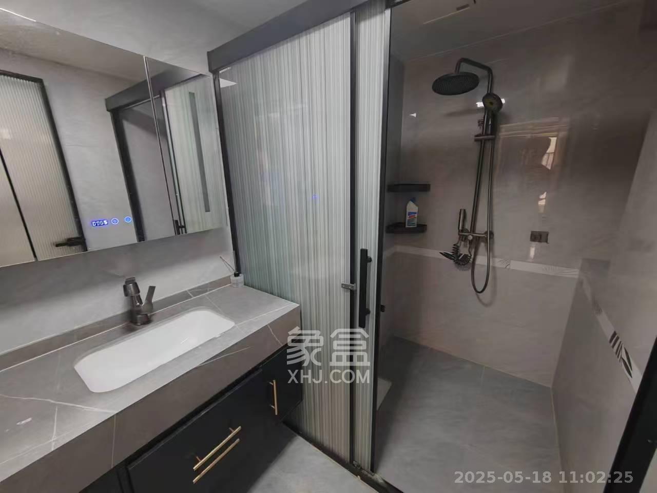 韭菜园嘉苑  2室1厅1卫   4300.00元/月室内图
