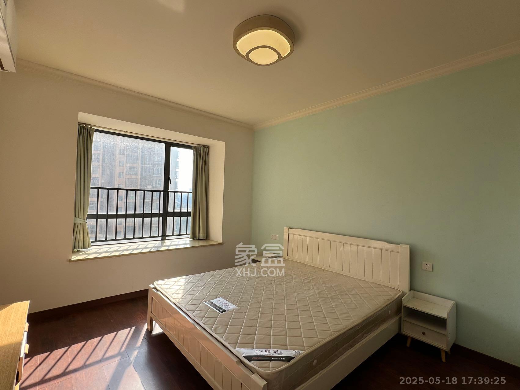 西湖鸿运佳苑  3室2厅2卫    2300.0元/月 西湖鸿运佳苑  3室2厅2卫    2300.0元/月室内图