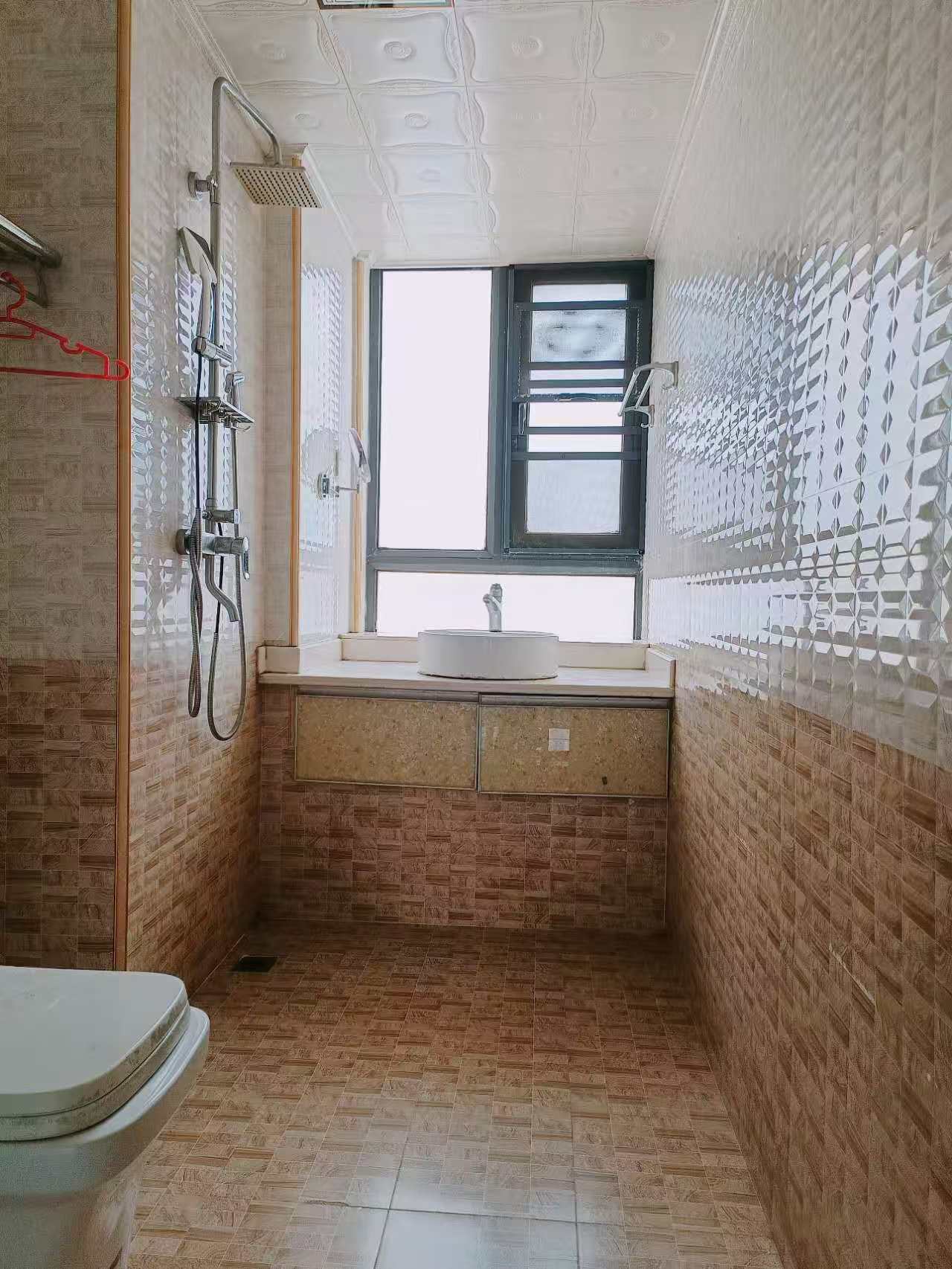 万达广场骏豪仕家(万达公馆) 3室2厅2卫 162.0万 万达广场骏豪仕家(万达公馆) 3室2厅2卫 162.0万室内图