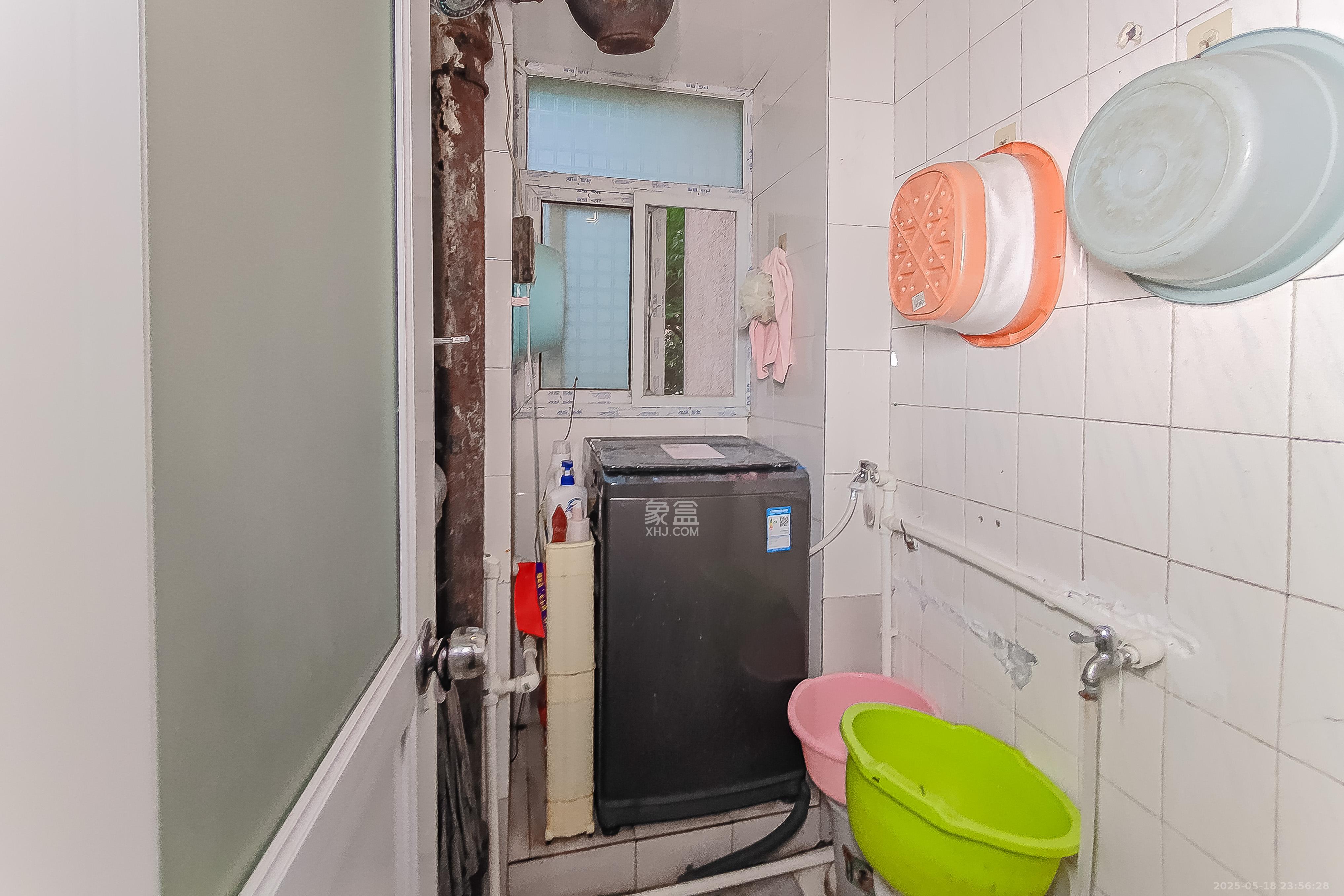 茶园坡社区(原王家冲社区)  2室1厅1卫    30.66万 茶园坡社区(原王家冲社区)  2室1厅1卫    30.66万卫生间